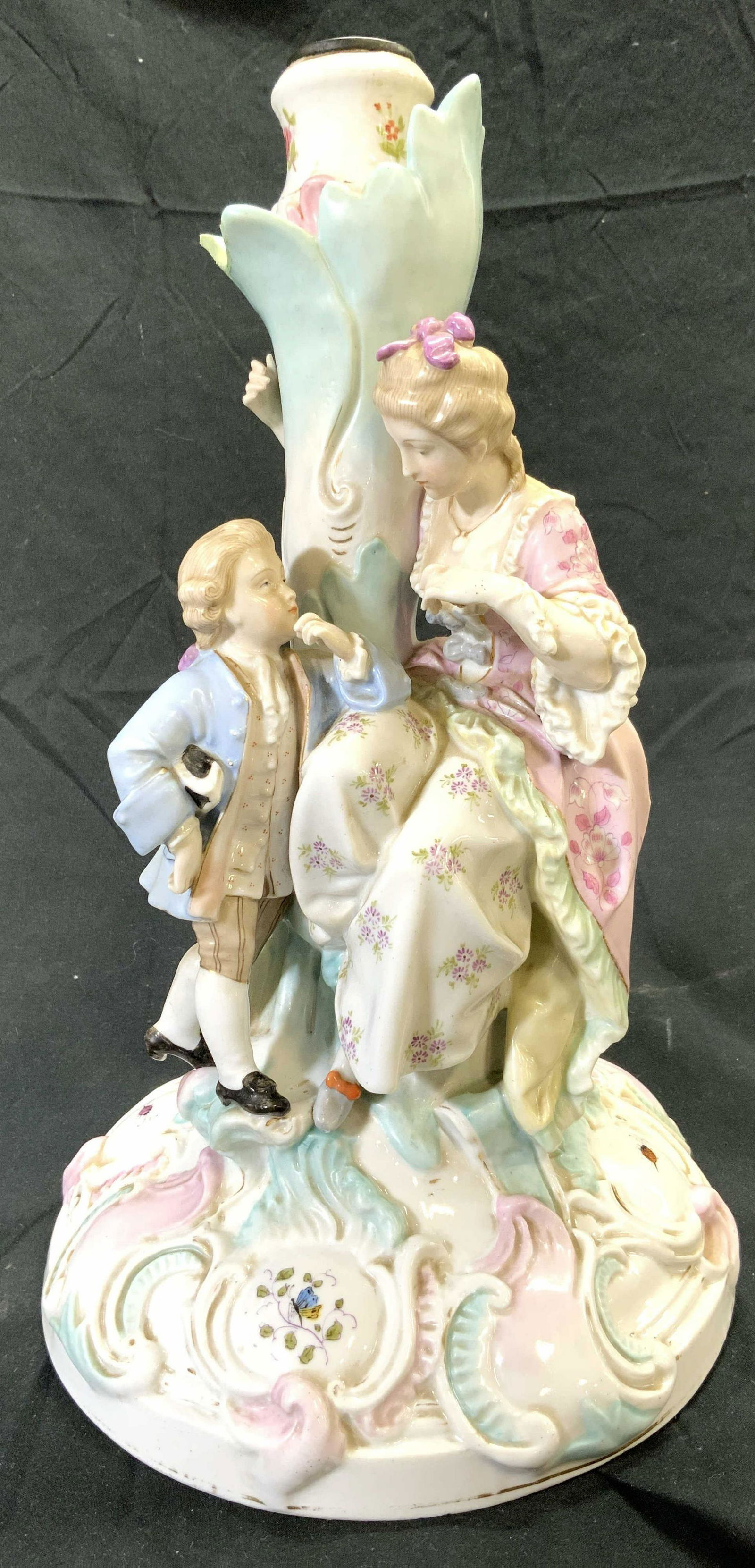 MEISSEN Hand Painted Porcelain Figural Lamp (1 of 9)