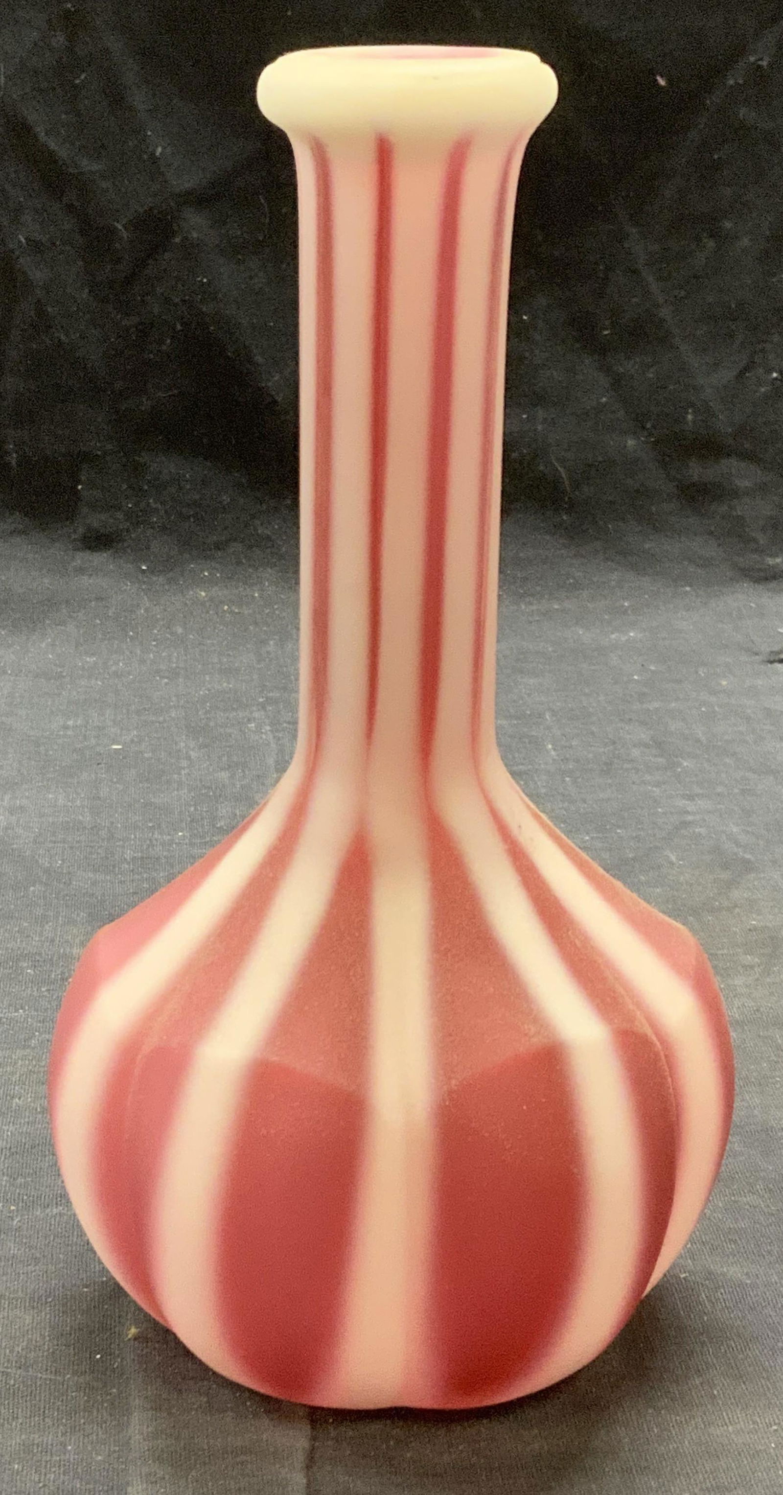 Red & White Striped Art Glass Vase (1 of 6)