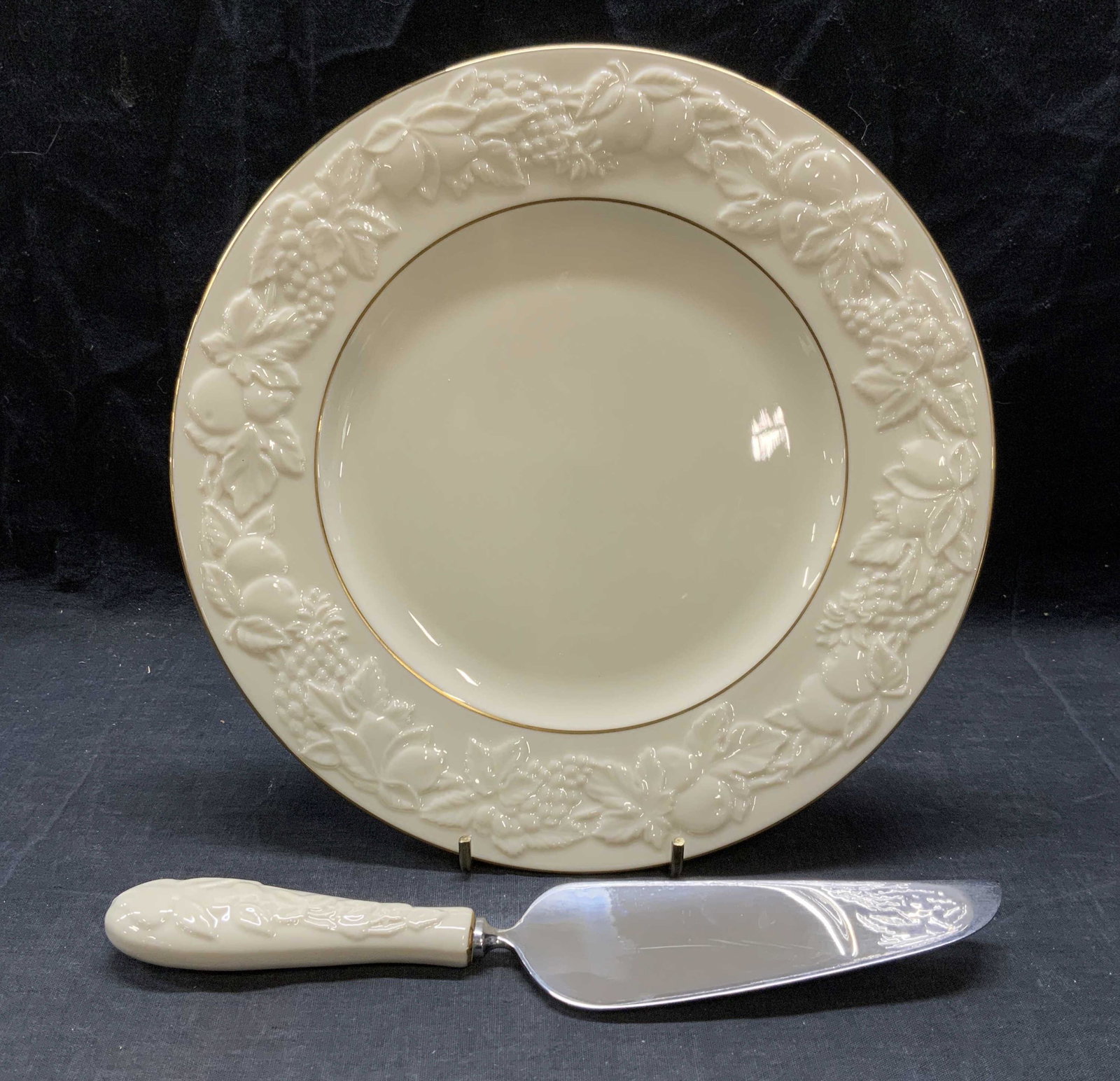 2 Lenox Fruits of Life Collector Plate & Server (1 of 8)