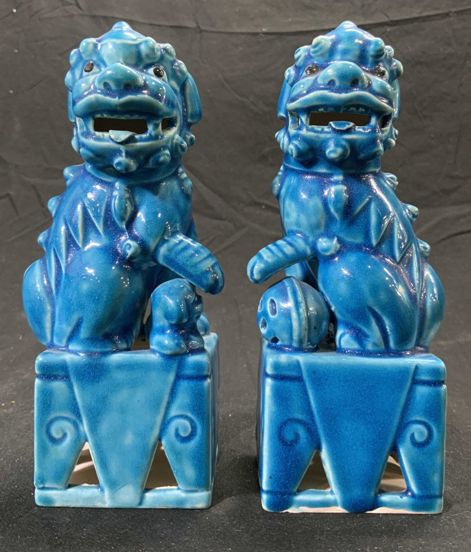 Pair Asian Vintage Porcelain Foo Dogs Blue (1 of 8)