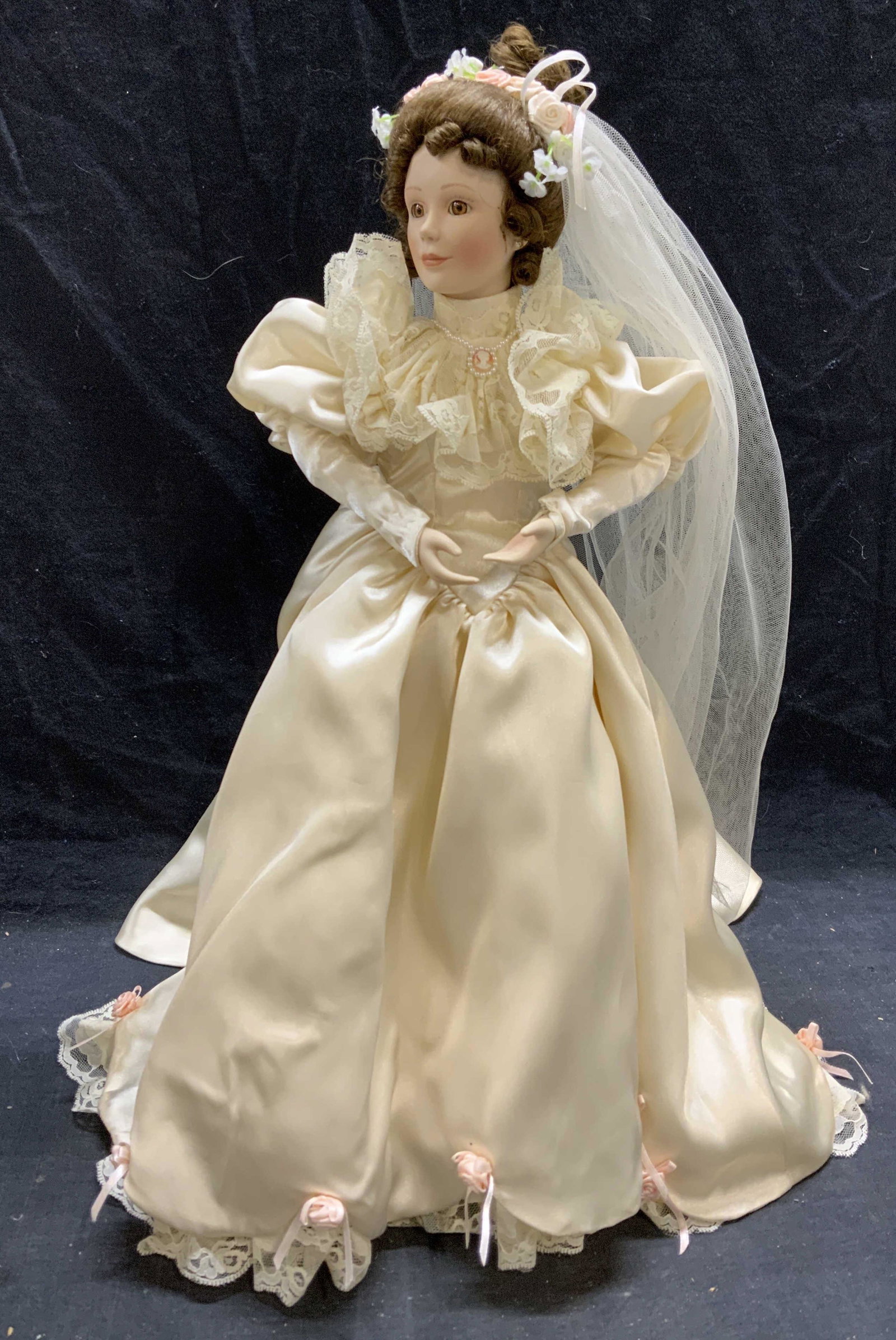 Ashton Drake Elizabeths Wedding Dress Doll: Ashton Drake by Phil Tumminio From This Day Elizabeths 1900s Wedding Dress porcelain doll. Measures approx. 19 inches long. Some surface wear consistent with exposure. Signed to back of neck. Ashton D