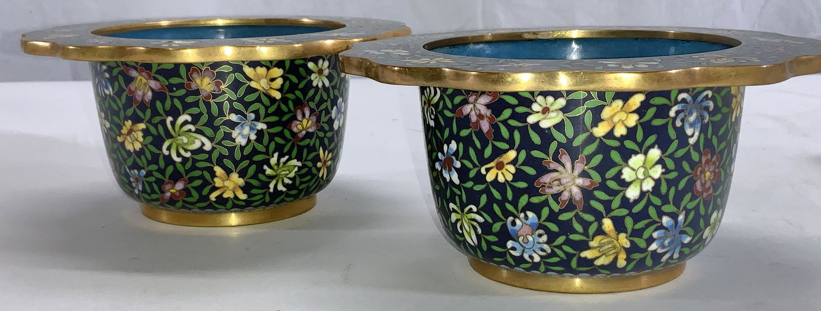 Pair Chinese Chinoiserie Enamel Cache Pots (1 of 6)