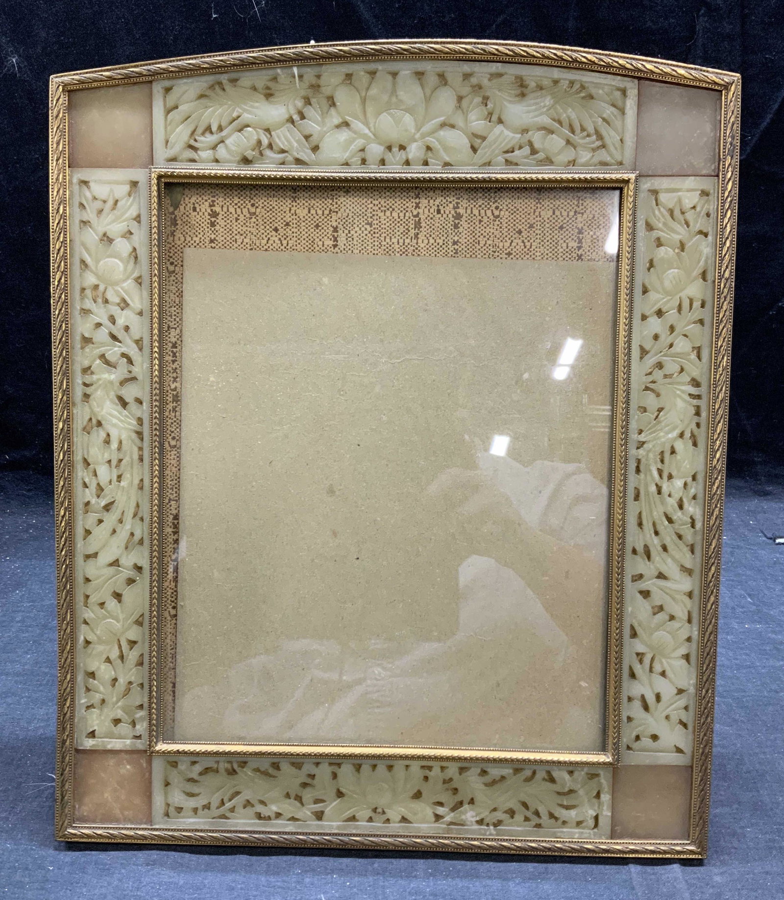 Vintage Carved Jadeite Table Top Picture Frame (1 of 8)