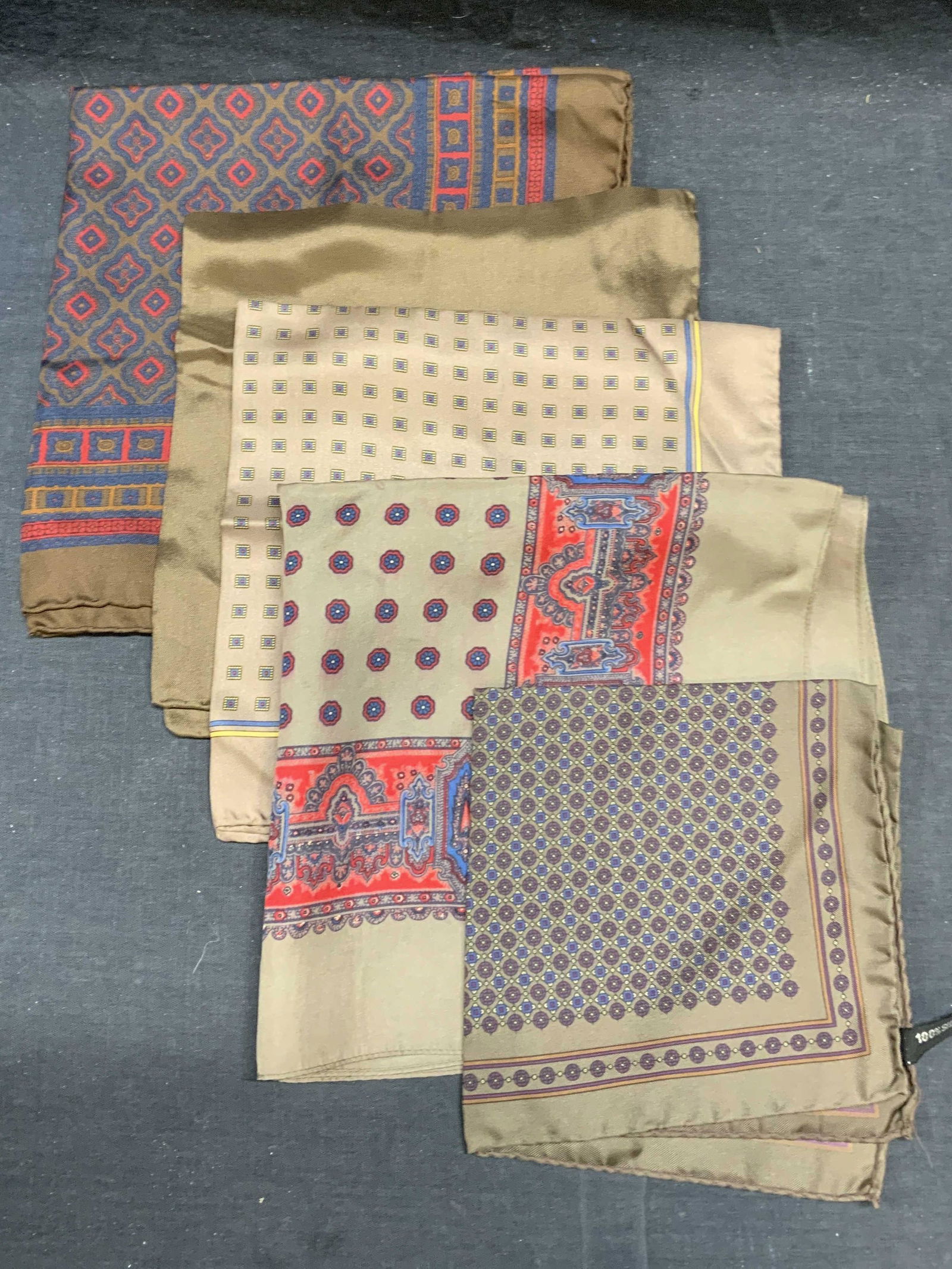 Lot5 Brooks Bros England, More Silk Pocket Squares (1 of 12)