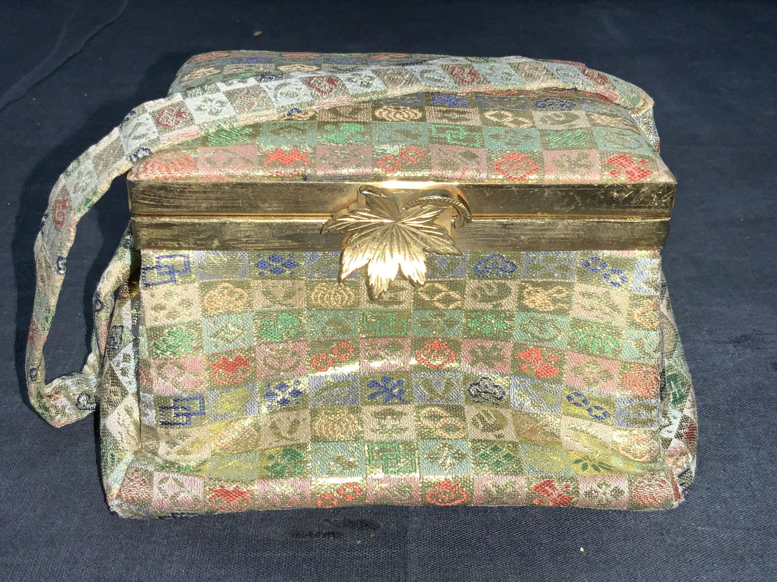 Vintage Asian Style Cosmetic Purse (1 of 11)