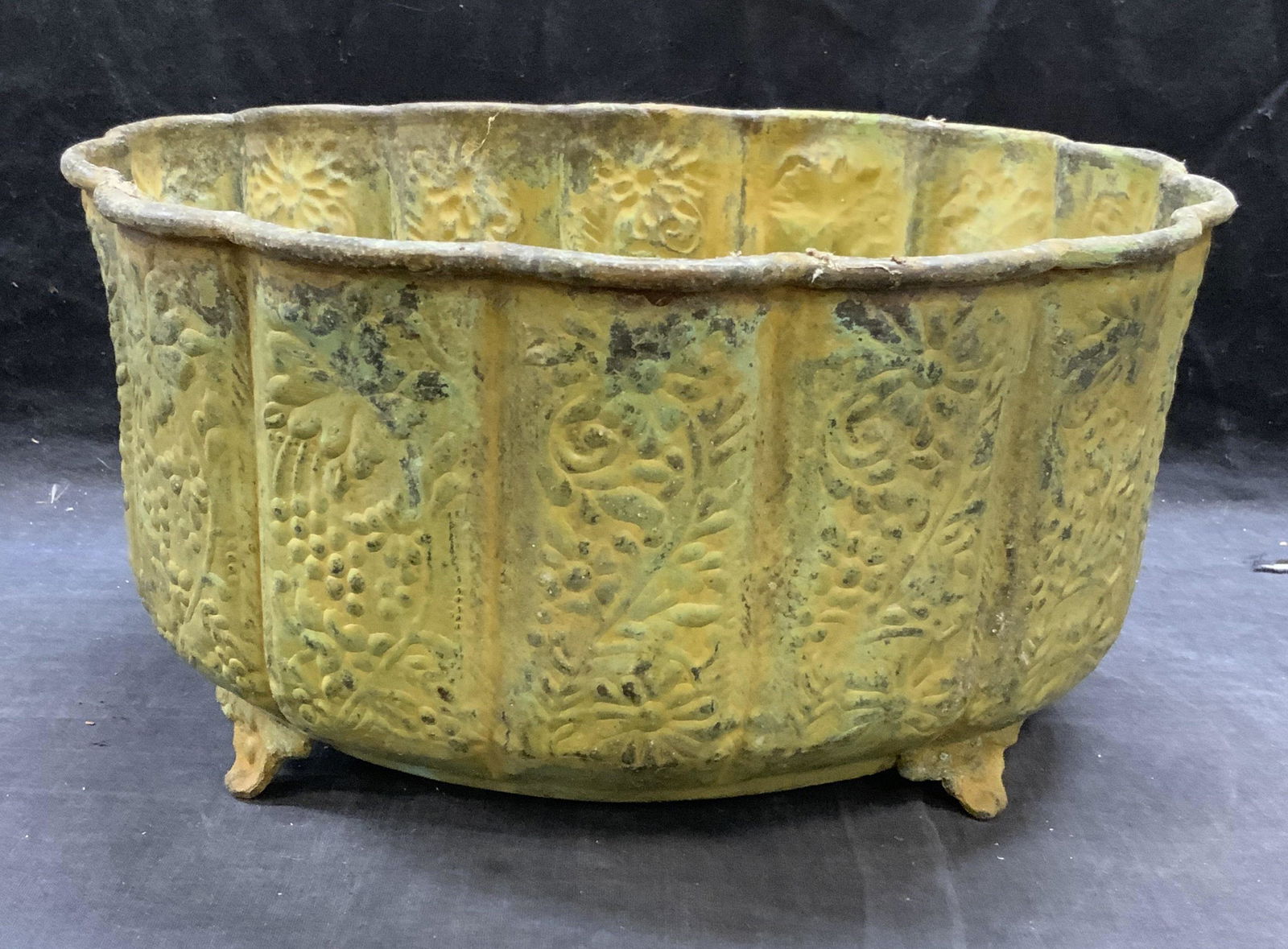 Vintage Iron Botanical Planter (1 of 6)