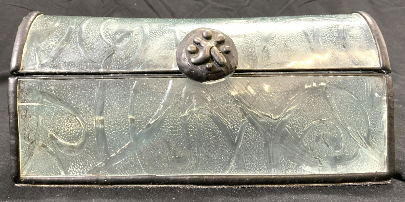 Vintage Lidded Glass Keepsake Box (1 of 8)