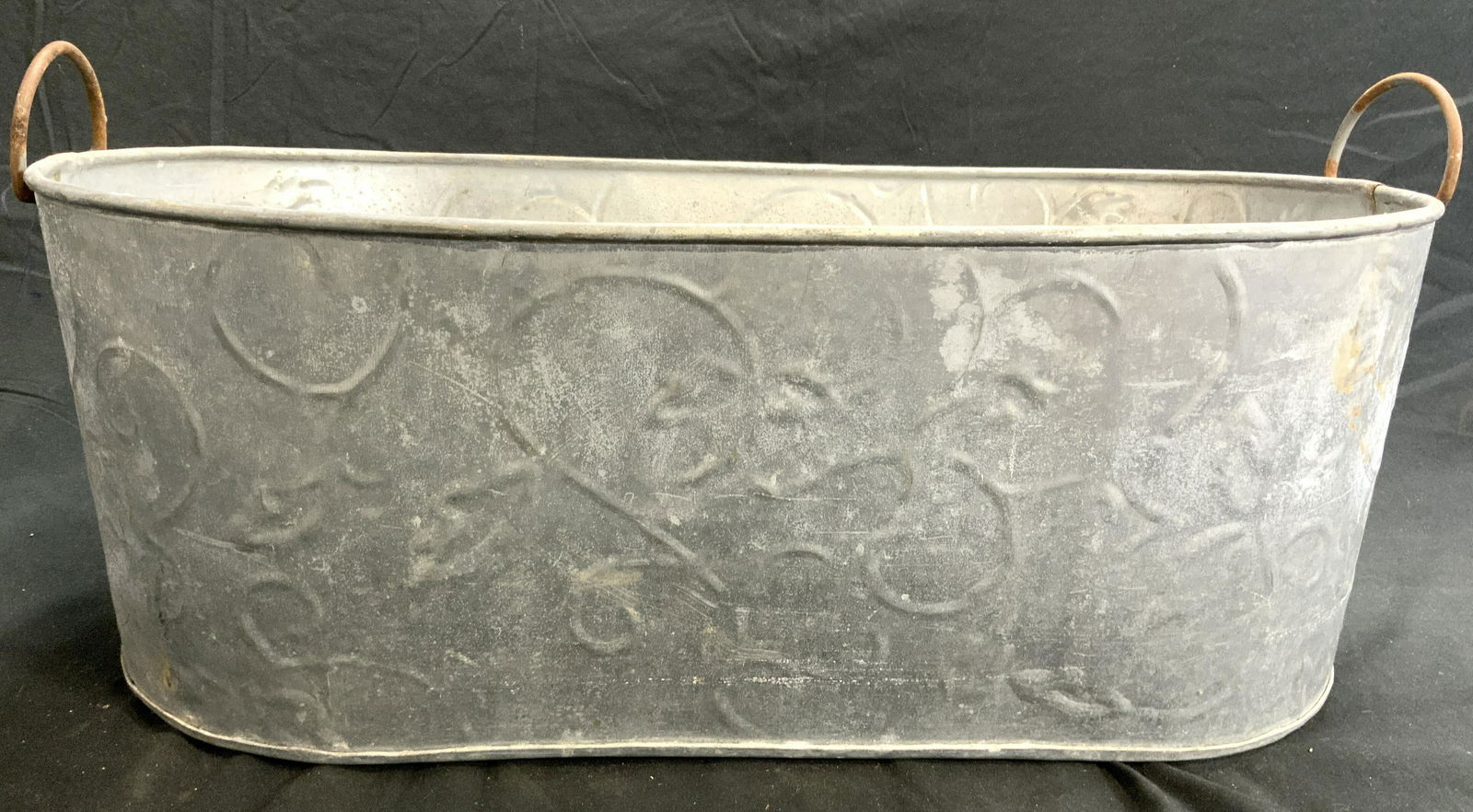 Vntg Galvanized Metal Tub Planter W Handles (1 of 7)