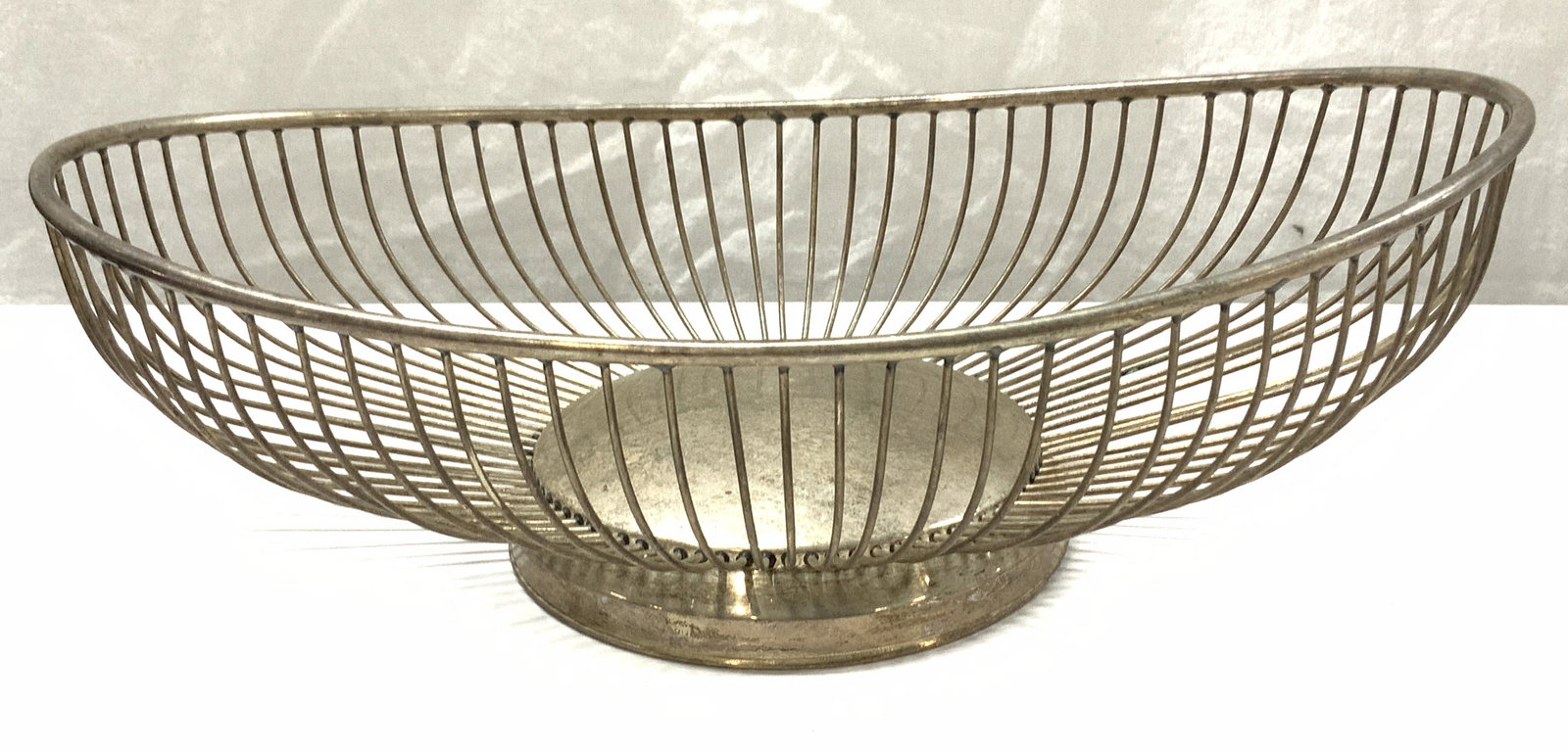 Leonard MC Silver Plate Bread Basket, Hong Kong (1 of 7)