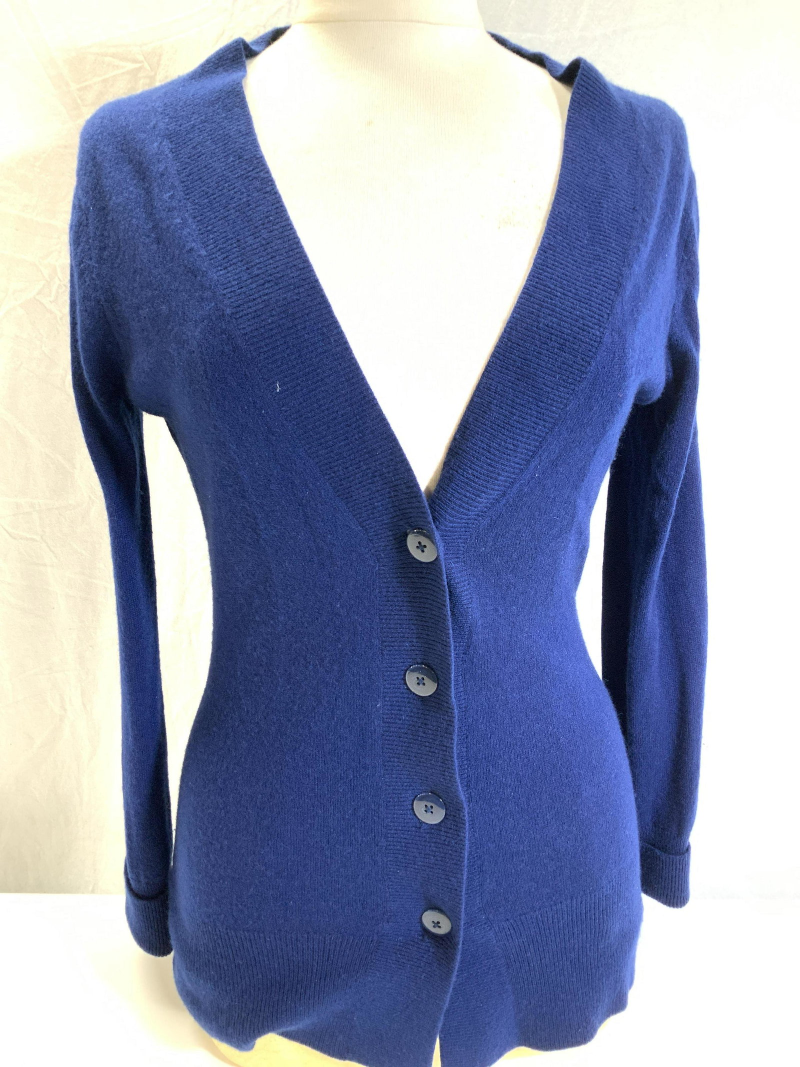 NEIMAN MARCUS CASHMERE Marine Blue Cardigan (1 of 6)