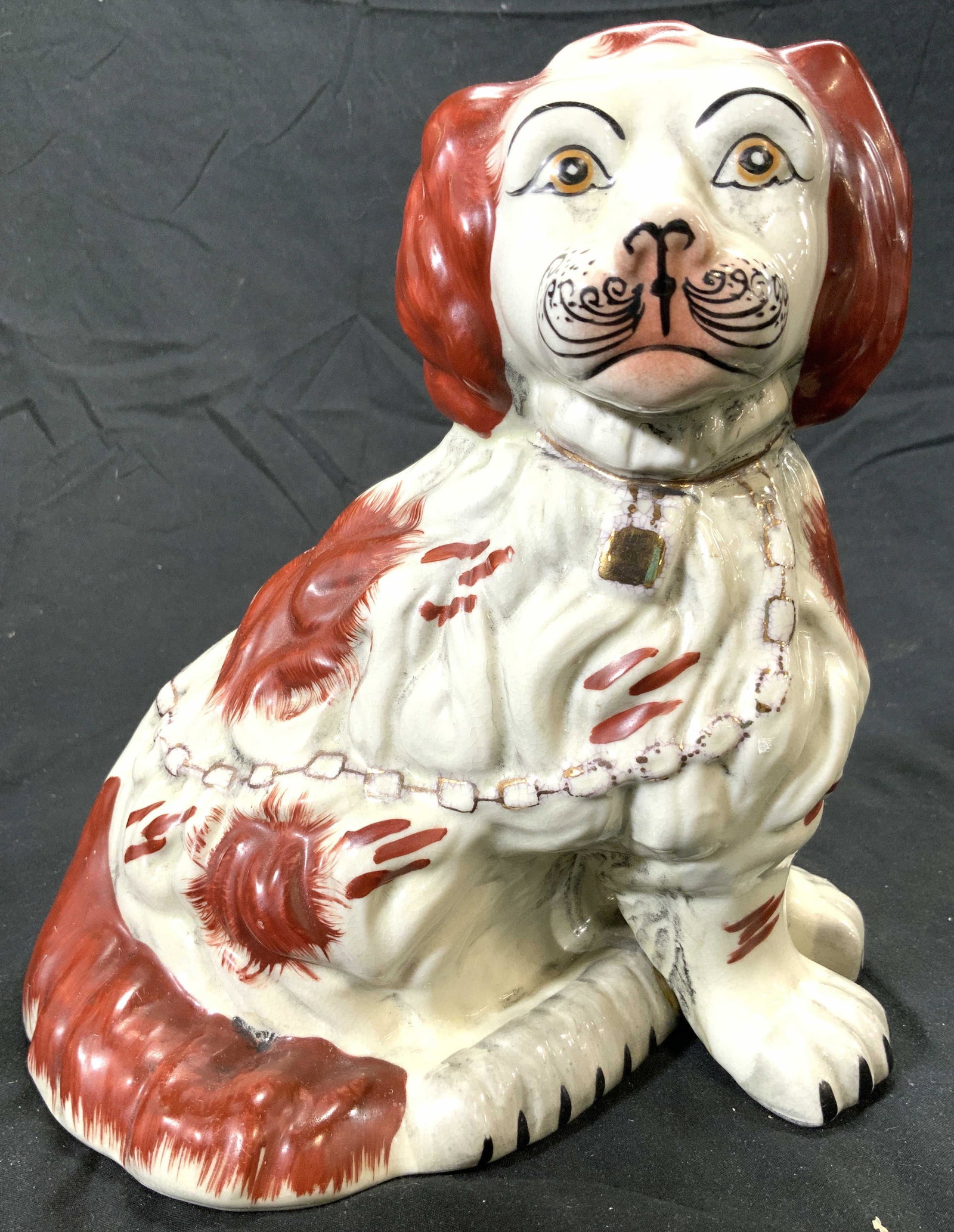 STAFFORDSHIRE Antique Seated Porcelain Hound Dog (1 of 8)