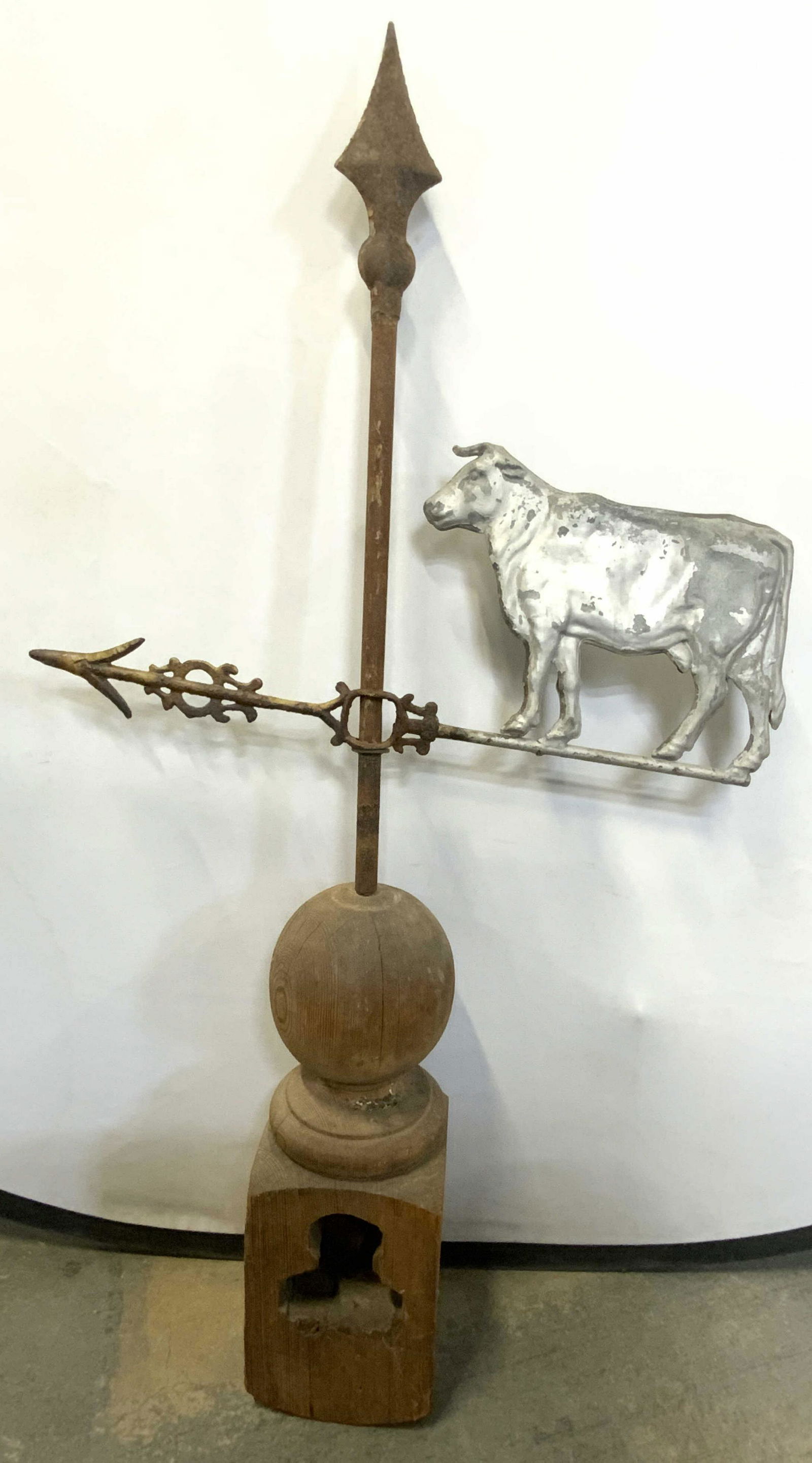 Antique Cow Figural Weathervane (1 of 19)