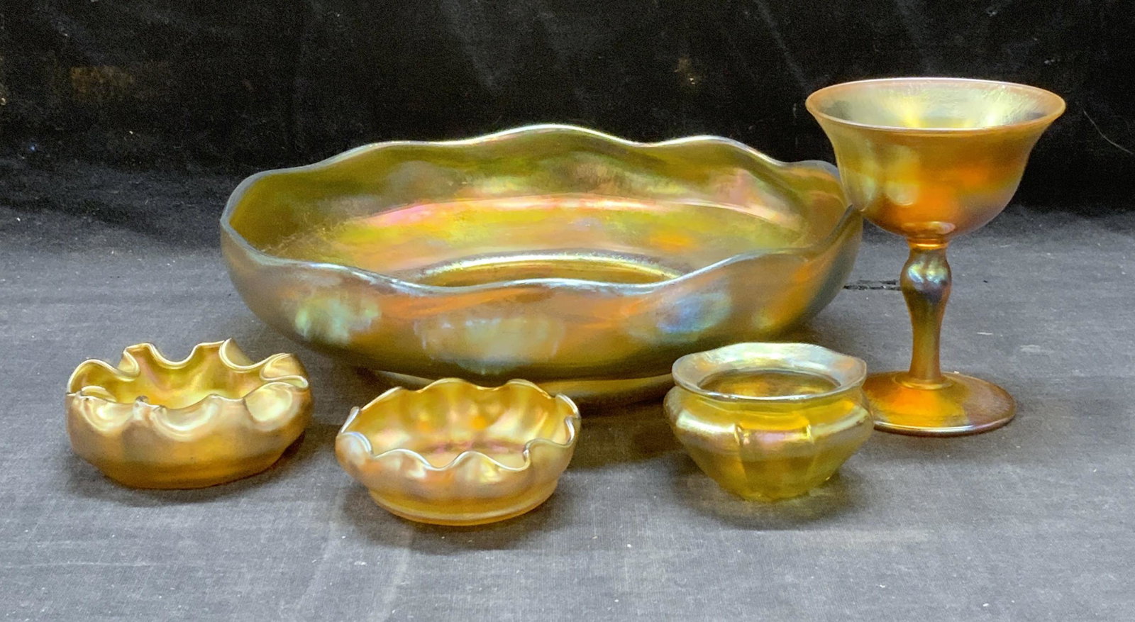 Antique Louis Comfort TIFFANY Favrile Glass Bowls (1 of 16)
