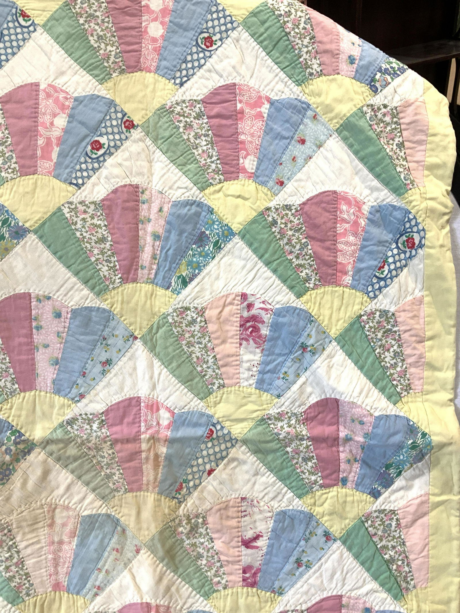 Antique Hand Stitched Country Quilt (1 of 7)