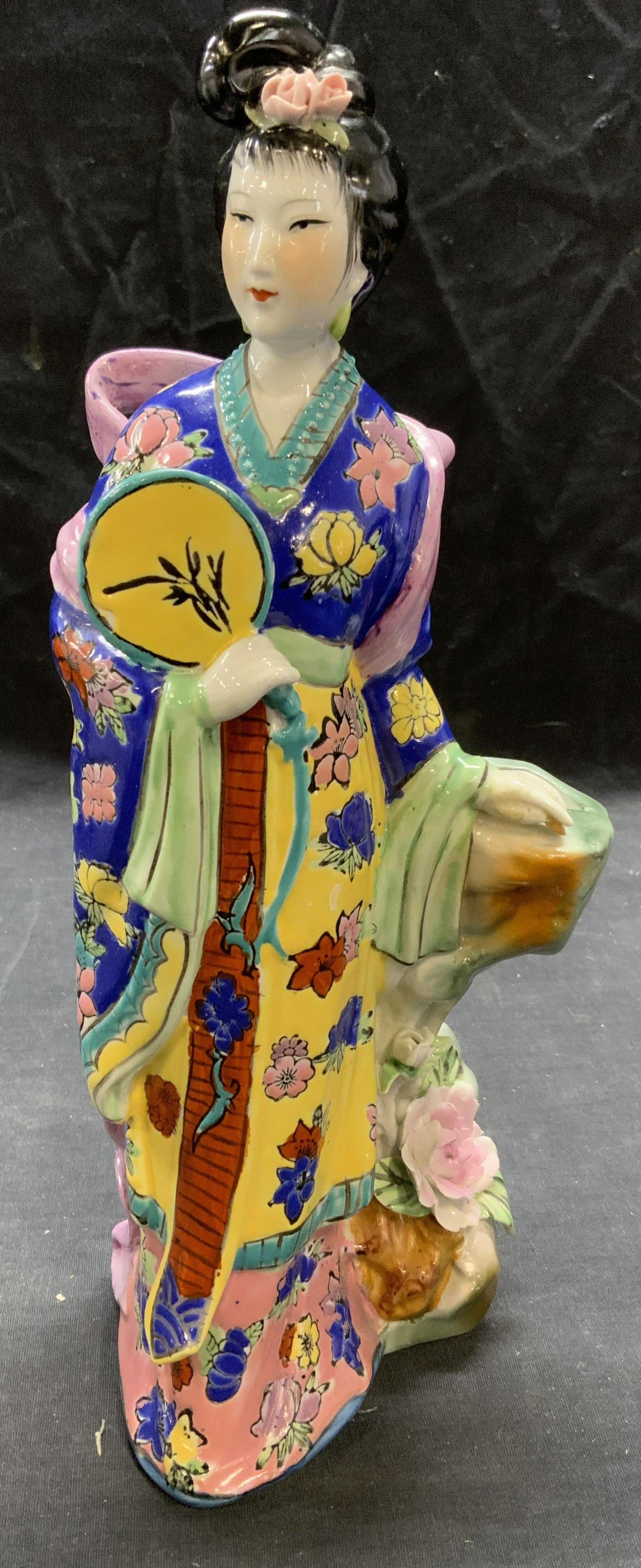 Hand painted Porcelain Asian Woman Figural Vase (1 of 6)
