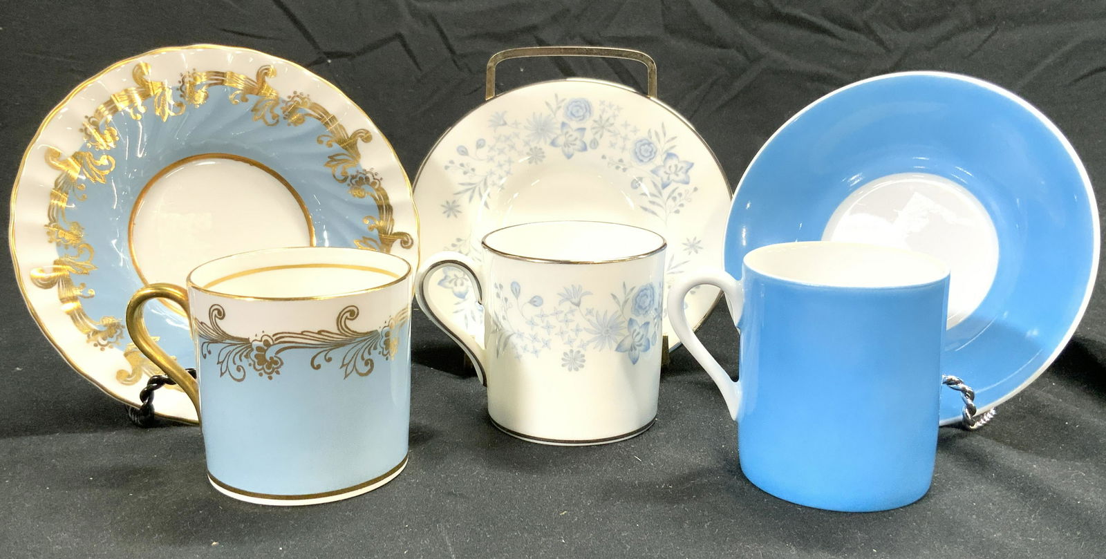 Lot 6 Trademarked Porcelain Teacups & Saucers (1 of 7)