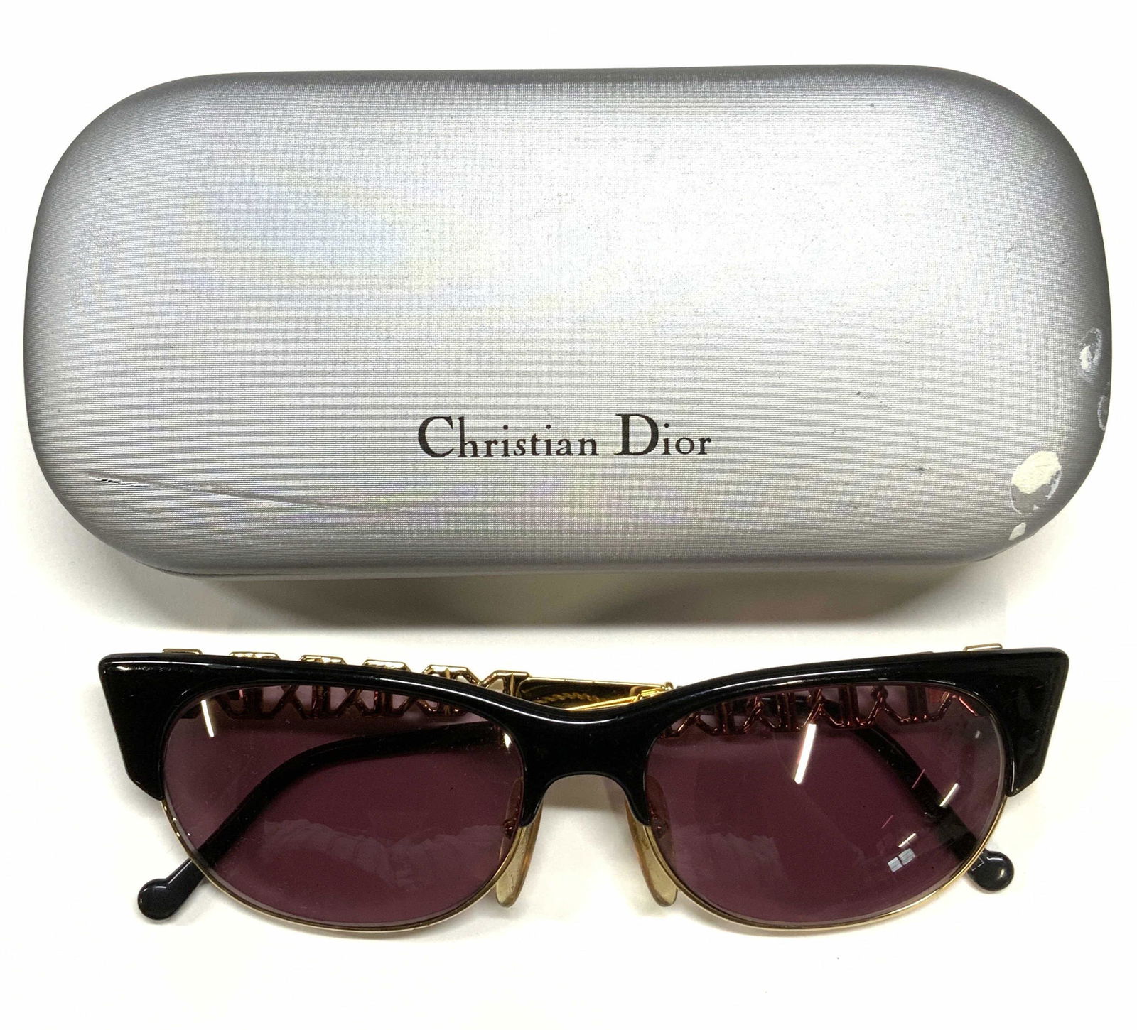 Ladies Black & Gold Tn Frame Sunglasses Germany (1 of 7)