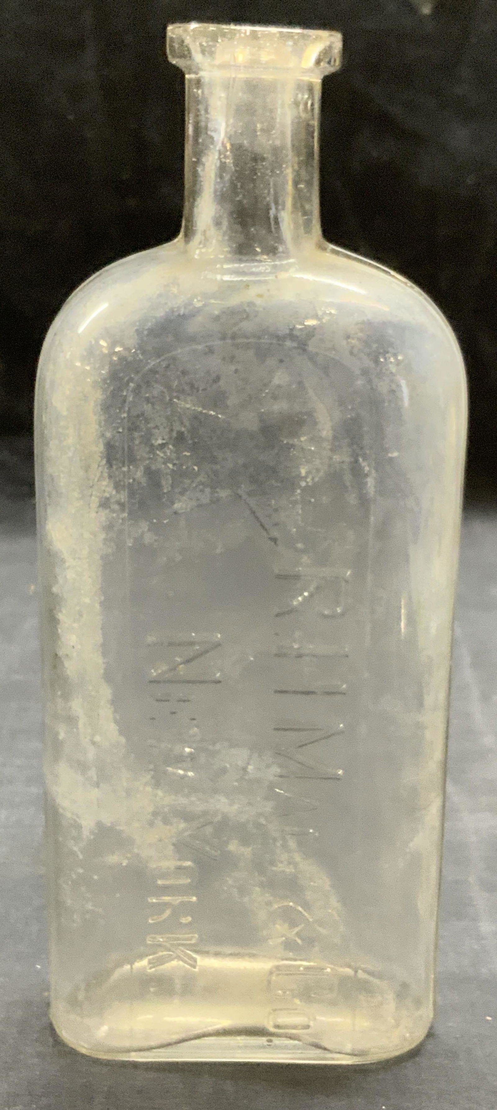 Vintage R. H. Macy & Co Glass Liquor Bottle (1 of 7)