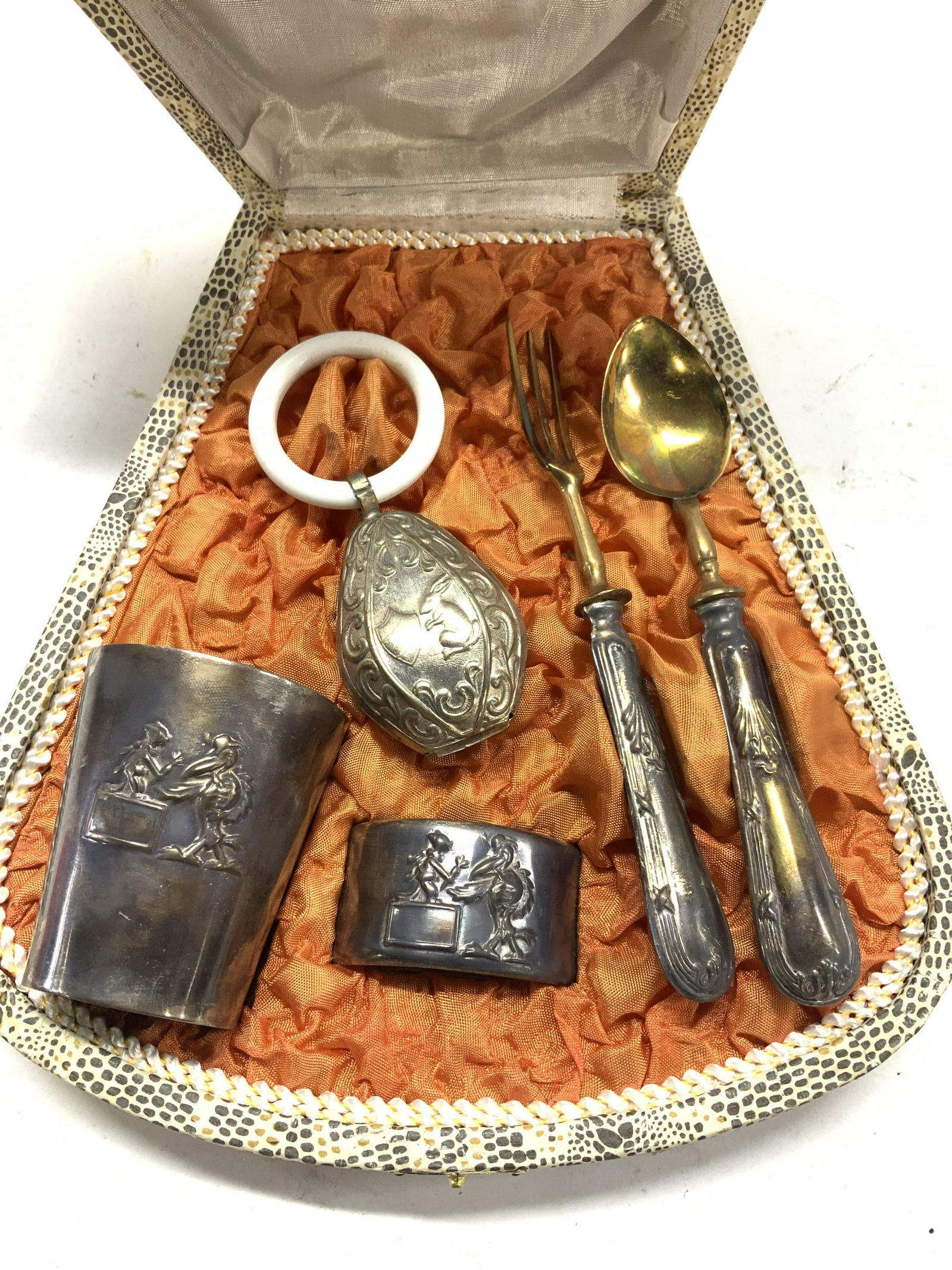 Antique Childs Tableware Set & Rattle, Org Box 5 (1 of 9)