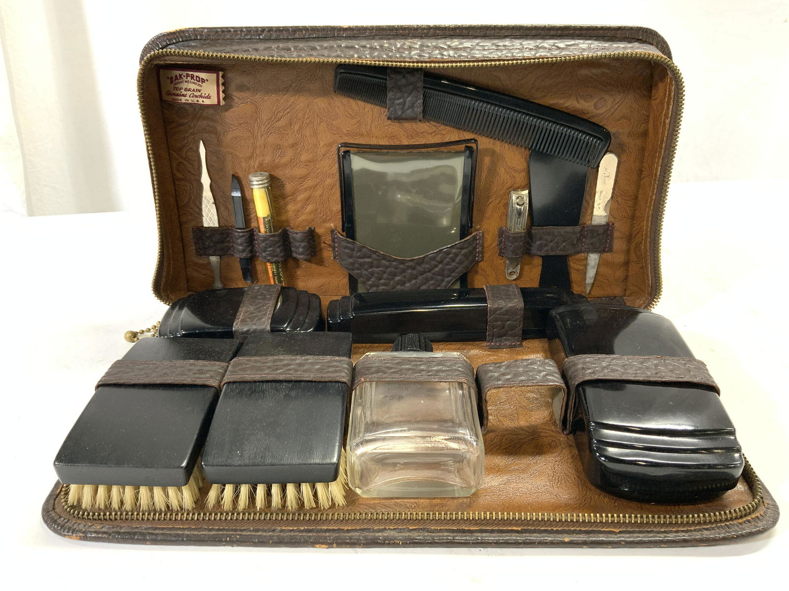 Set 14 Vntg Ebonized Grooming Kit W Cowhide Case (1 of 13)