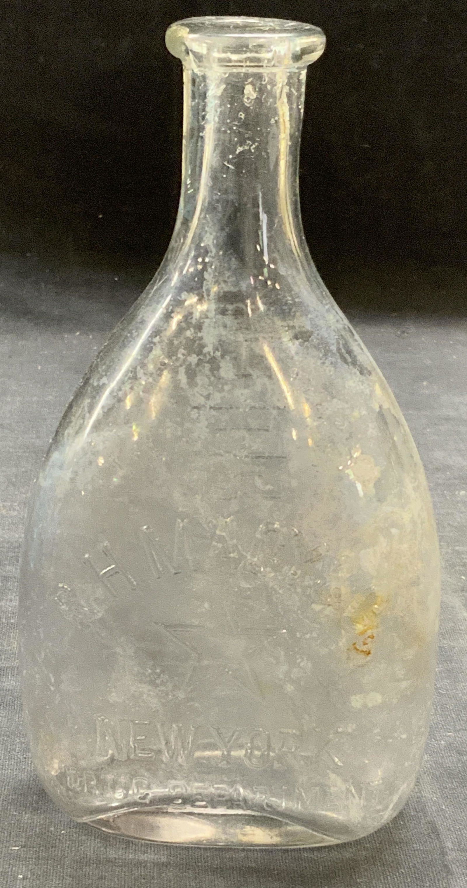 Vtg R. H. Macy & Co Glass Drug Pharmacy Bottle (1 of 7)