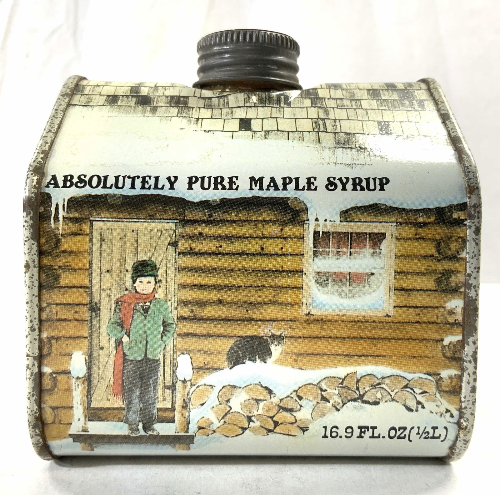 NEW ENGLAND CONTAINER CO Vntg Log Cabin Syrup Tin (1 of 6)