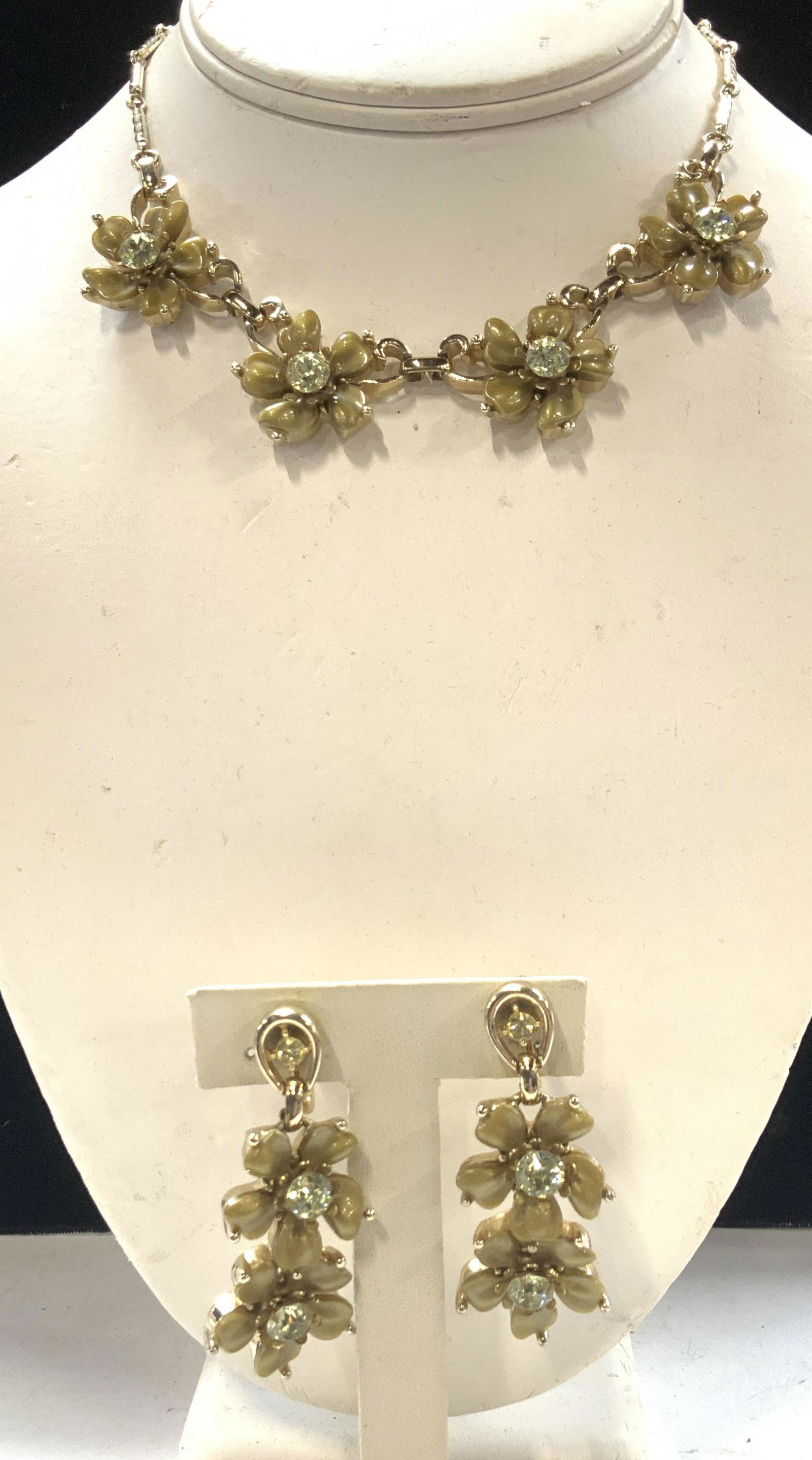 Kramer Enamel and Crystal Jewelry Set (1 of 6)