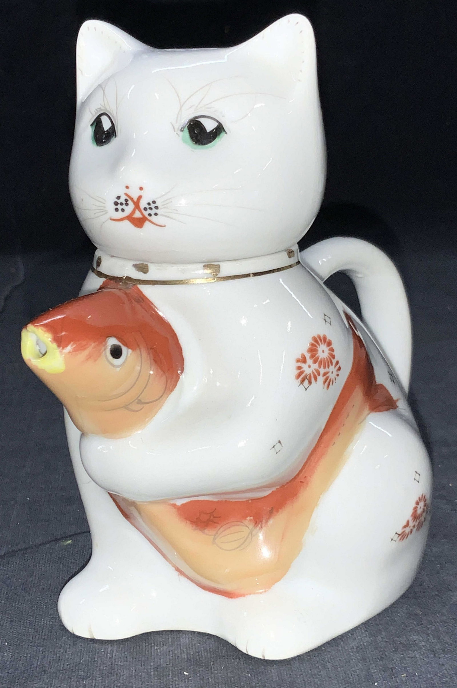 Vintage Porcelain Cat Holding Koi Tea Pot (1 of 7)