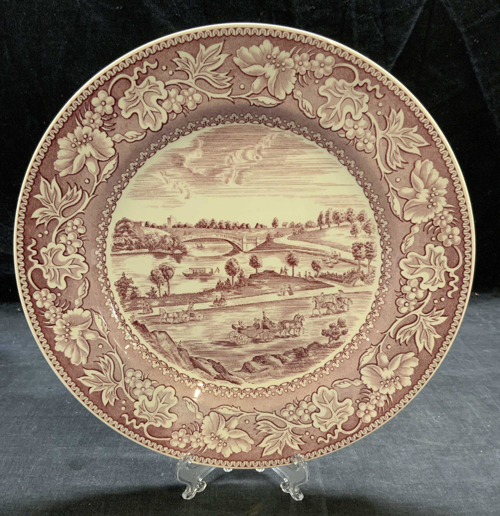 Vintage Wedgwood Central Park Porcelain Plate: Vintage 1955-56 limited edition Wedgwood & Barlaston porcelain plate with Irin Bridge, Central Park motif. Trademarked to underside. Made of R. H. Macy & Co. some surface wear consistent with exposure
