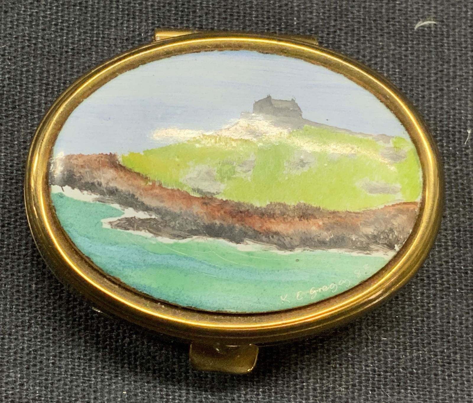 Vintage K E Gregg Hand Painted Metal Pill Box (1 of 6)