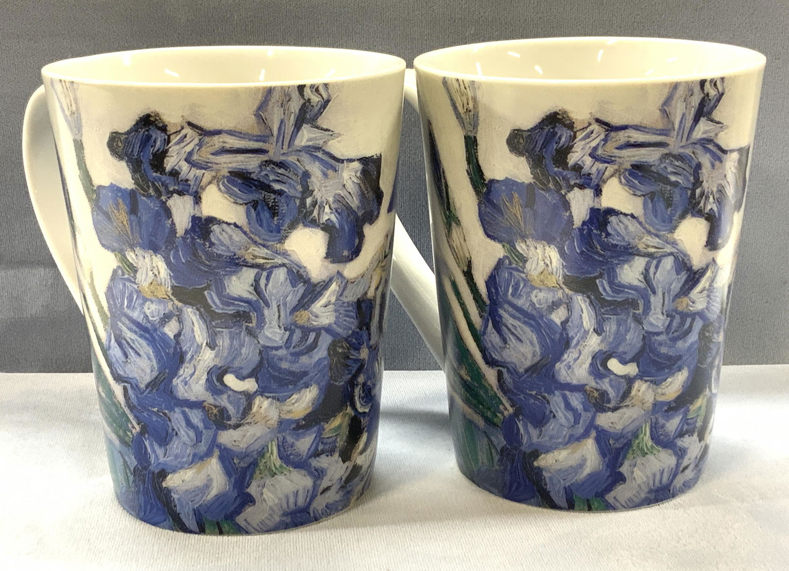 MMA Van Gogh Pair Porcelain Coffee Cups in Org Box (1 of 7)