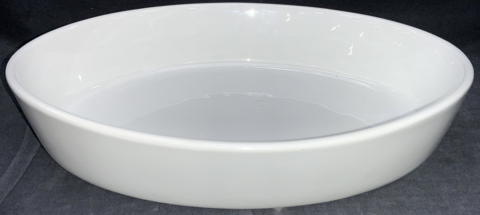 SHAFFORD White Ceramic Buffet Platter: Marked on underside Maison buffet by the Shafford co. White ceramic buffet platter. Approximately 2.25 inches tall and 12 inch diameter. Moderate wearing to underside. White ceramic buffet dishes, buf