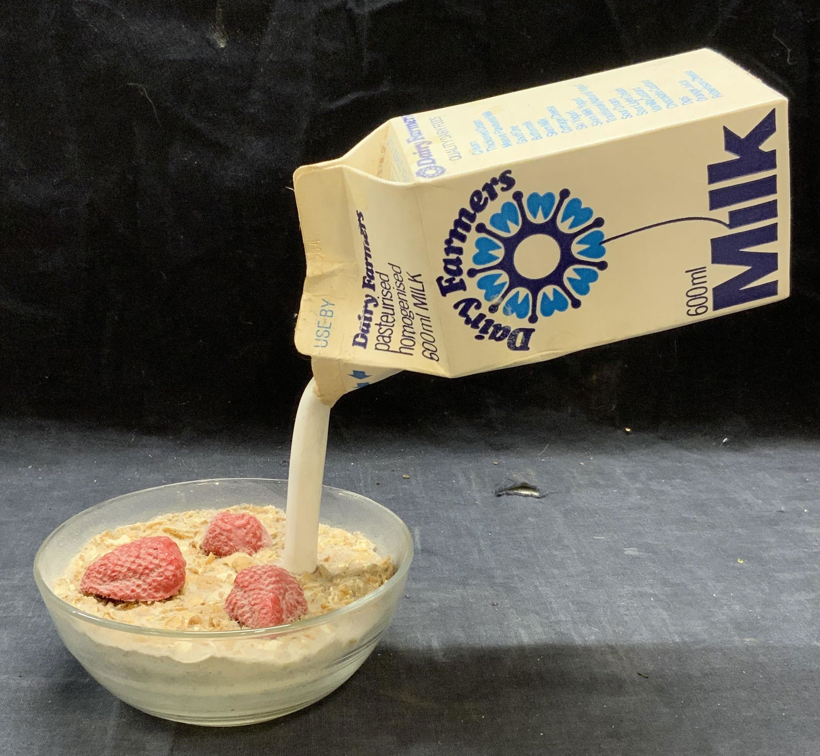 Frozen Moments Pop Art Cereal Bowl Sculpture (1 of 6)