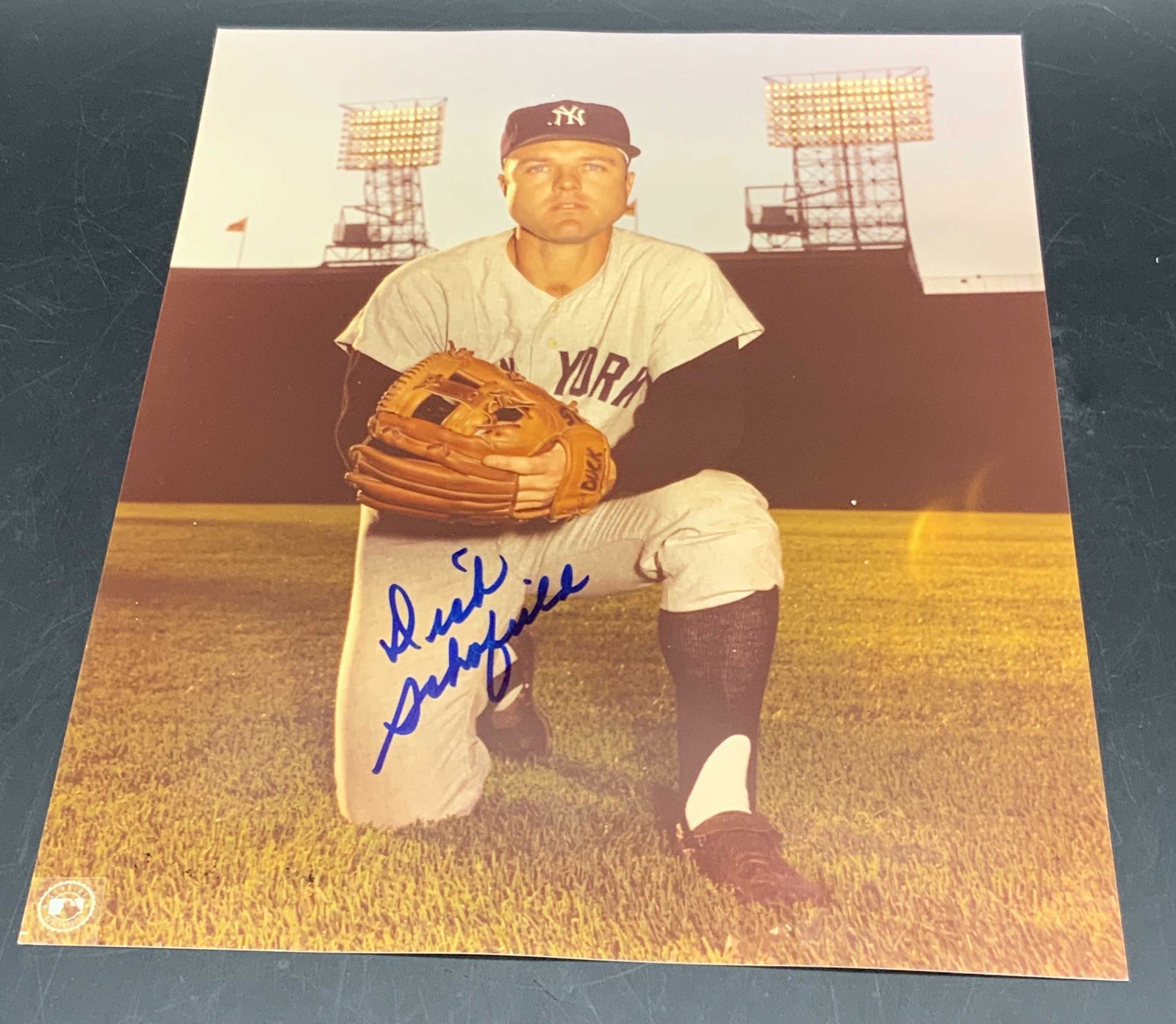 DICK SCHOFIELD Autographed Photo, New York Yankees (1 of 11)