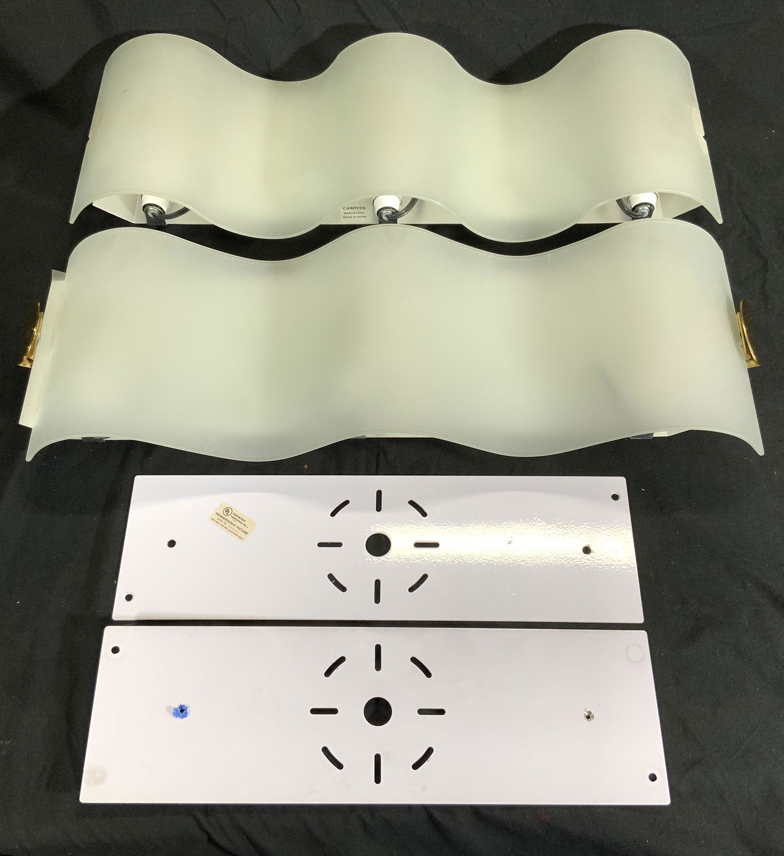 CARPYEN Pair Frosted Wall Lights SPAIN (1 of 9)