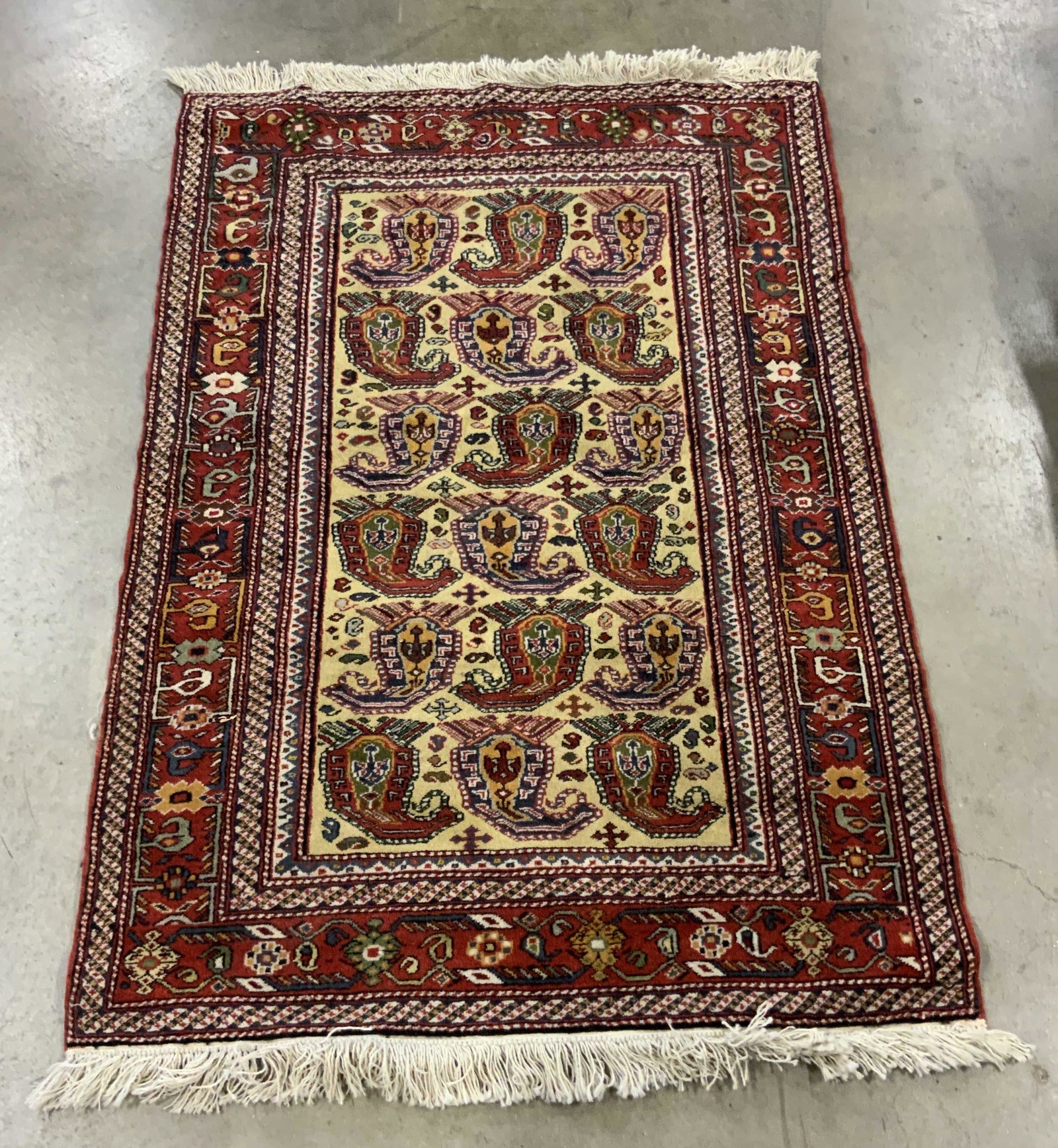 Vintage SHERAZ Persian Fringe Trim Rug (1 of 12)