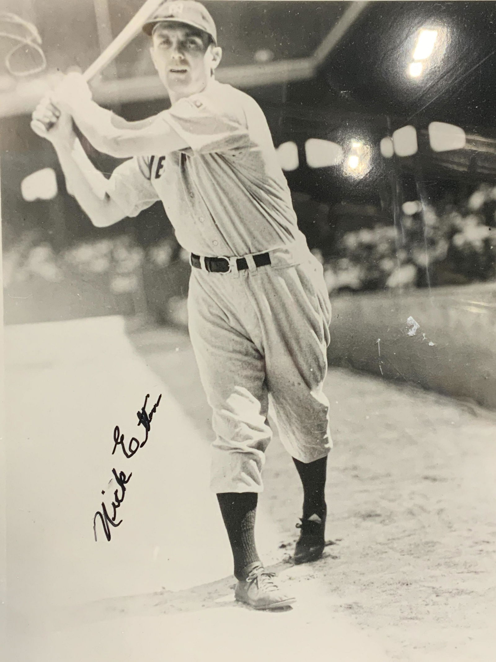 Signed Nick Etten New York Yankees Photograph (1 of 6)