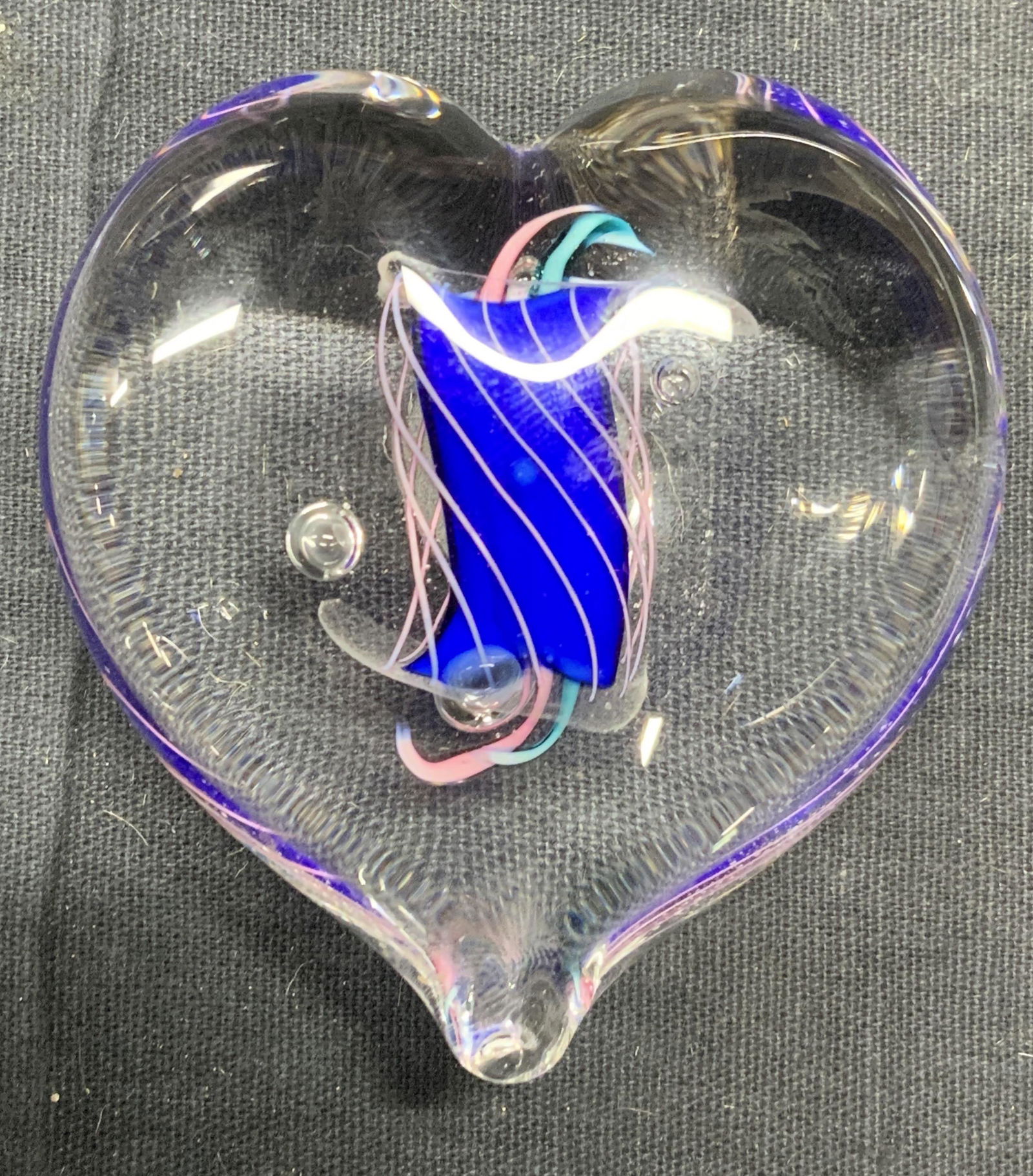 Vintage Siro Art Glass Heart Paperweight (1 of 6)