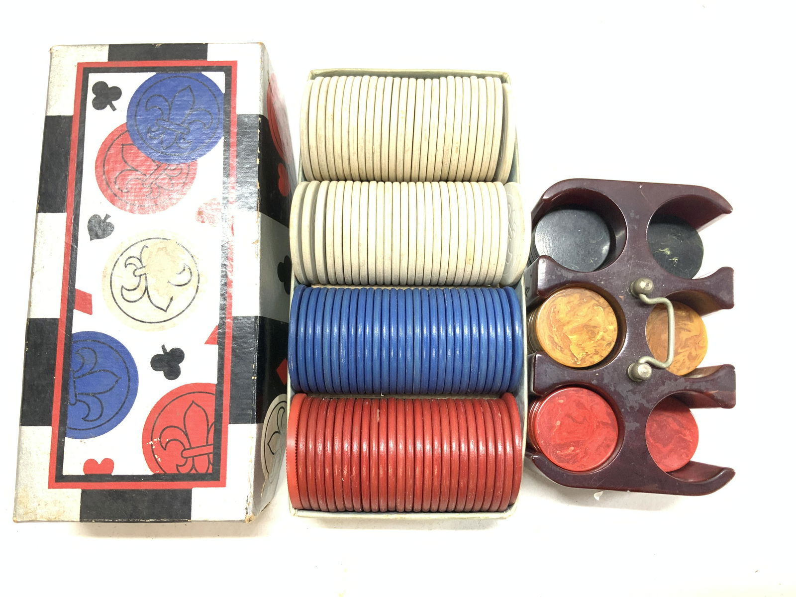 Catalin Bakelite, & Paper Poker Chips, 100+ (1 of 7)