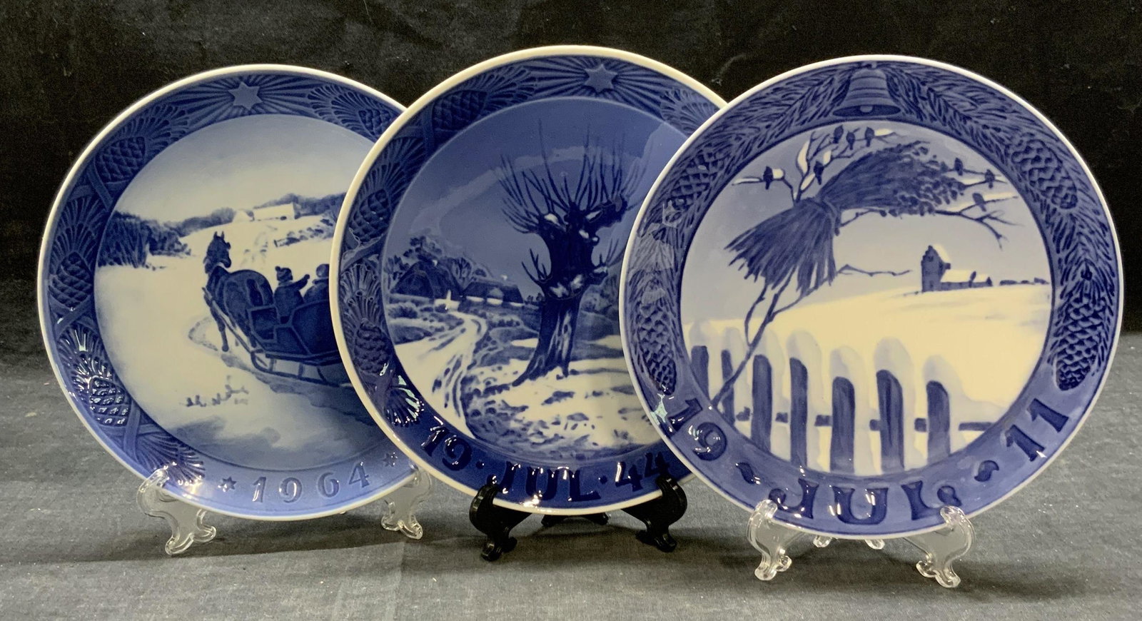 3 Royal Copenhagen Christmas Plates Denmark (1 of 7)