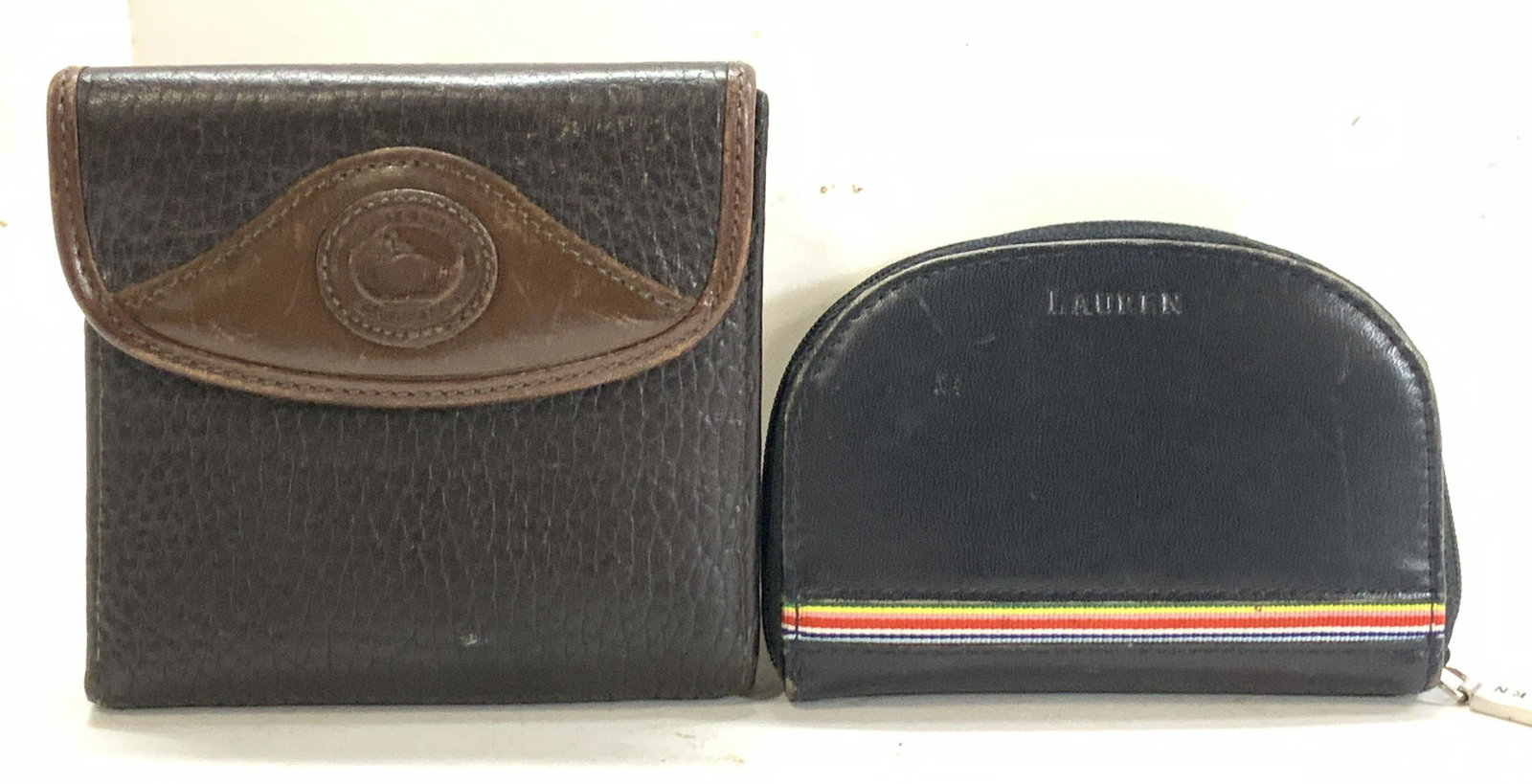 DOUNEY & BOURKE, R.LAUREN Leather Wallets, USA: Dark Chocolate brown pebbled leather DOUNEY & BOURKE pre- owned wallet. Snap fold over flap billfold wallet for paper money, CC, ID window, and has a backside attached kiss clasp change purse. Measure
