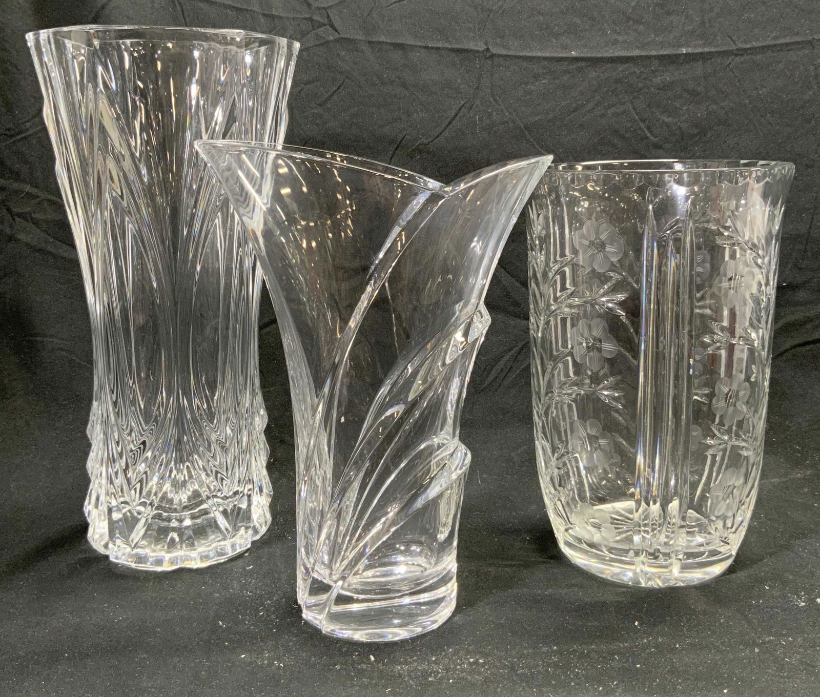 Lot 3 Assorted Crystal Vases Vessels (1 of 6)