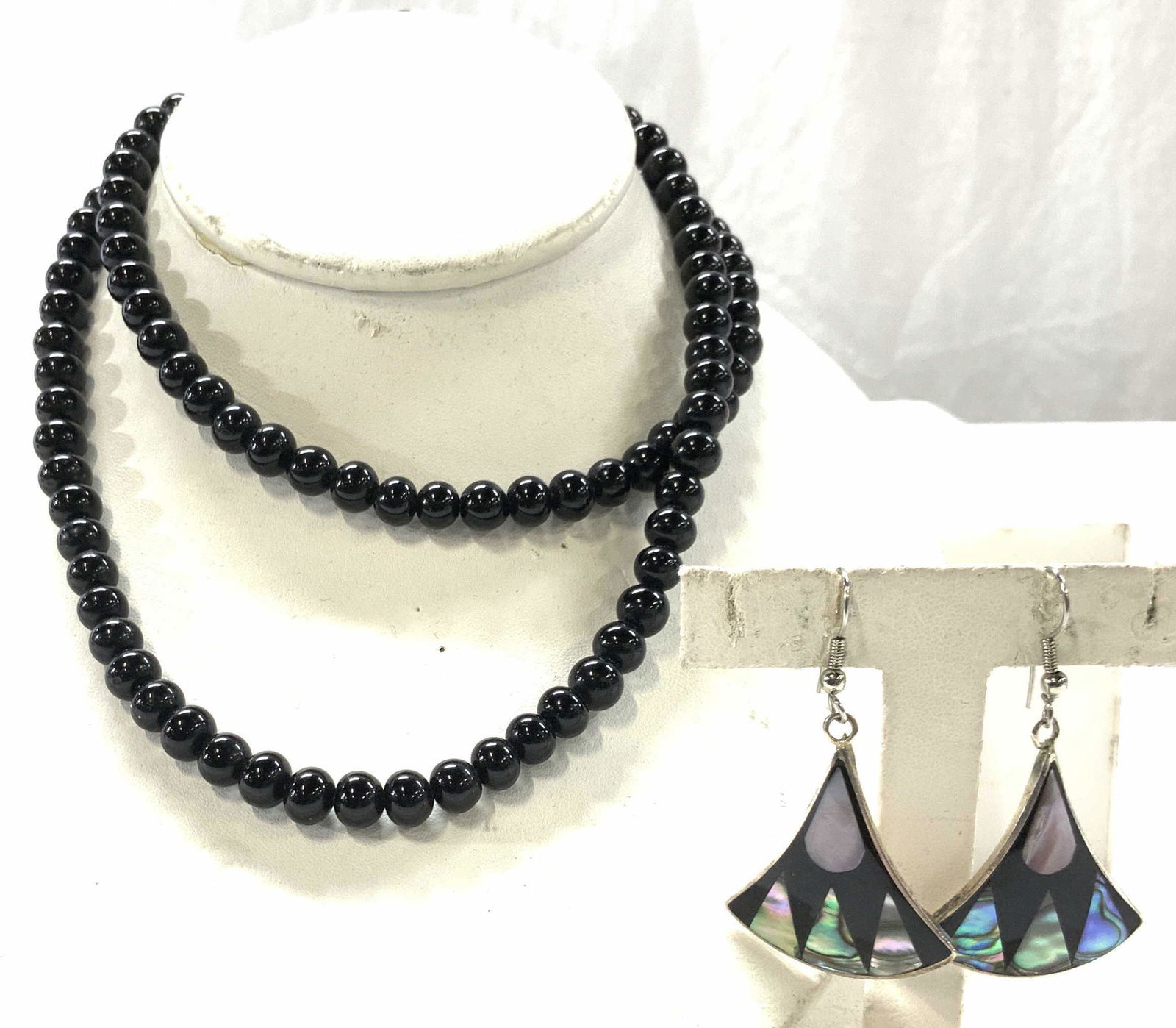 Lot2 Jewelry, Onyx Tn Necklace, Abalone Earrings (1 of 7)
