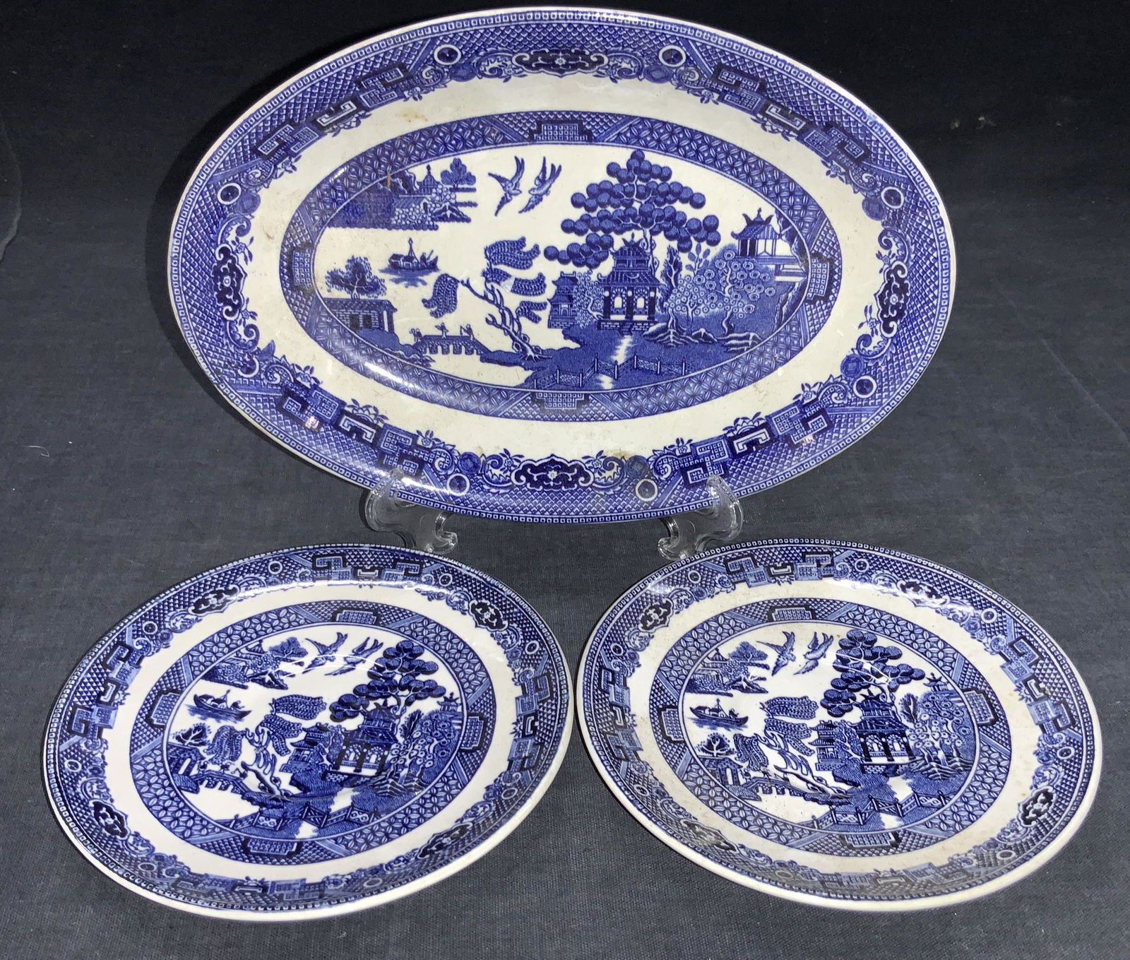 3 Johnson Bros Blue Willow Porcelain Dishes (1 of 6)