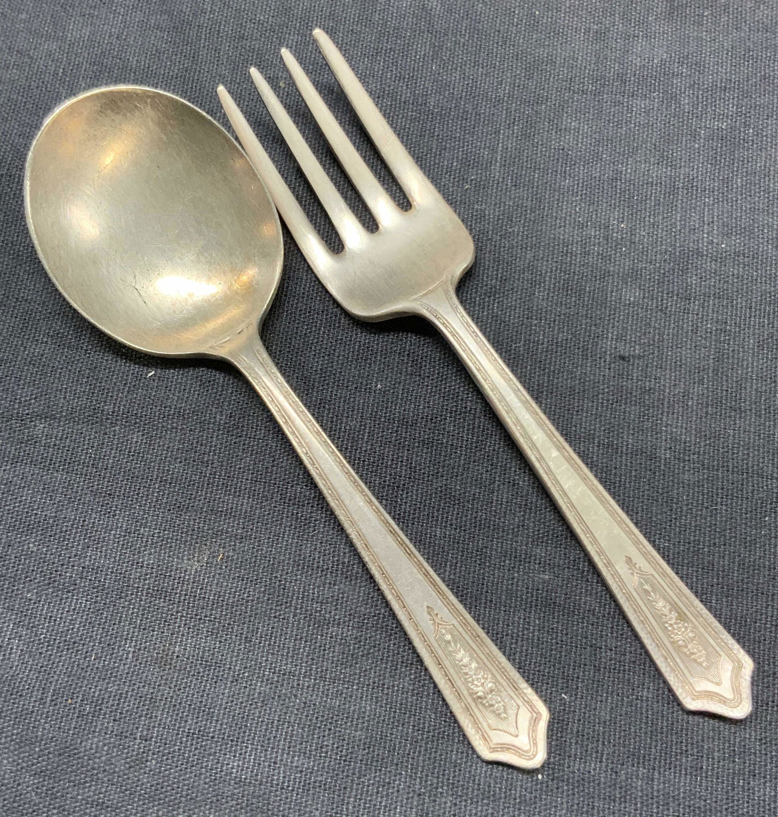 2 Stratford Silver Plate Baby Utensils (1 of 6)