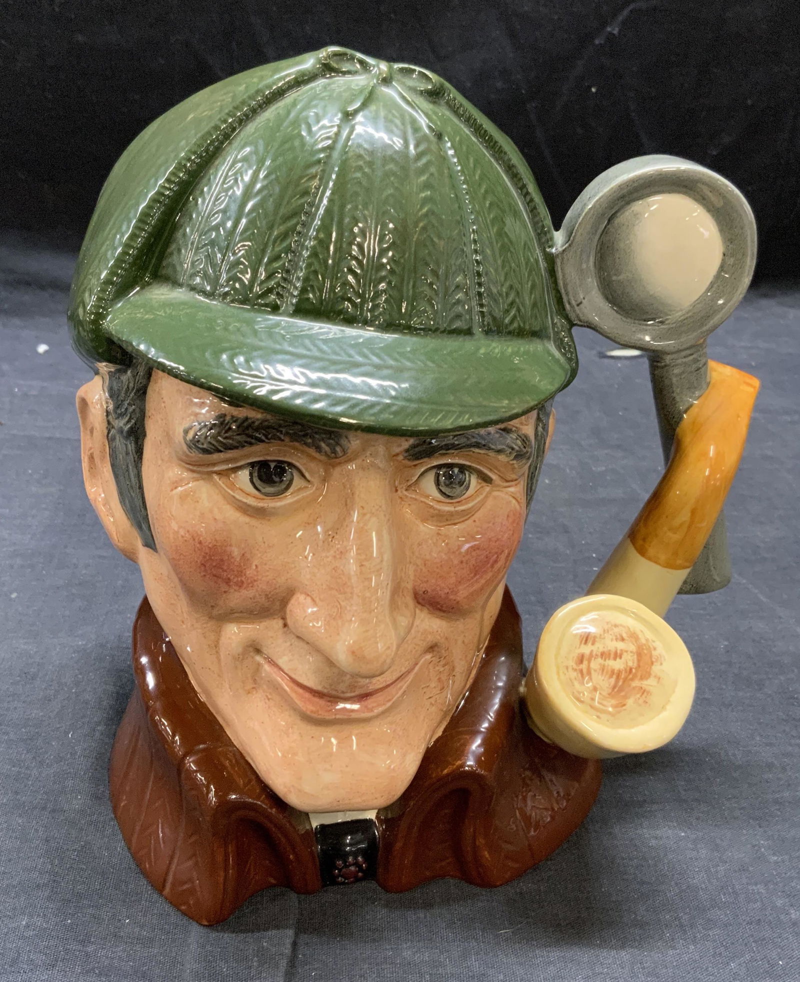 Vtg Royal DOULTON Ceramic Sleuth Toby Jug England (1 of 6)