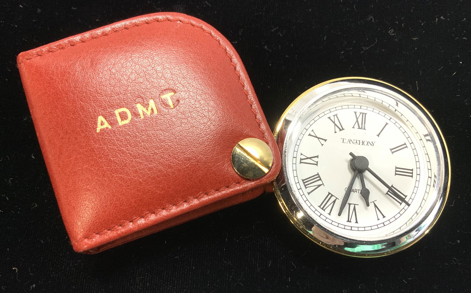 T. ANTHONY Wellgain Quartz Pocket Watch MS-408 (1 of 7)