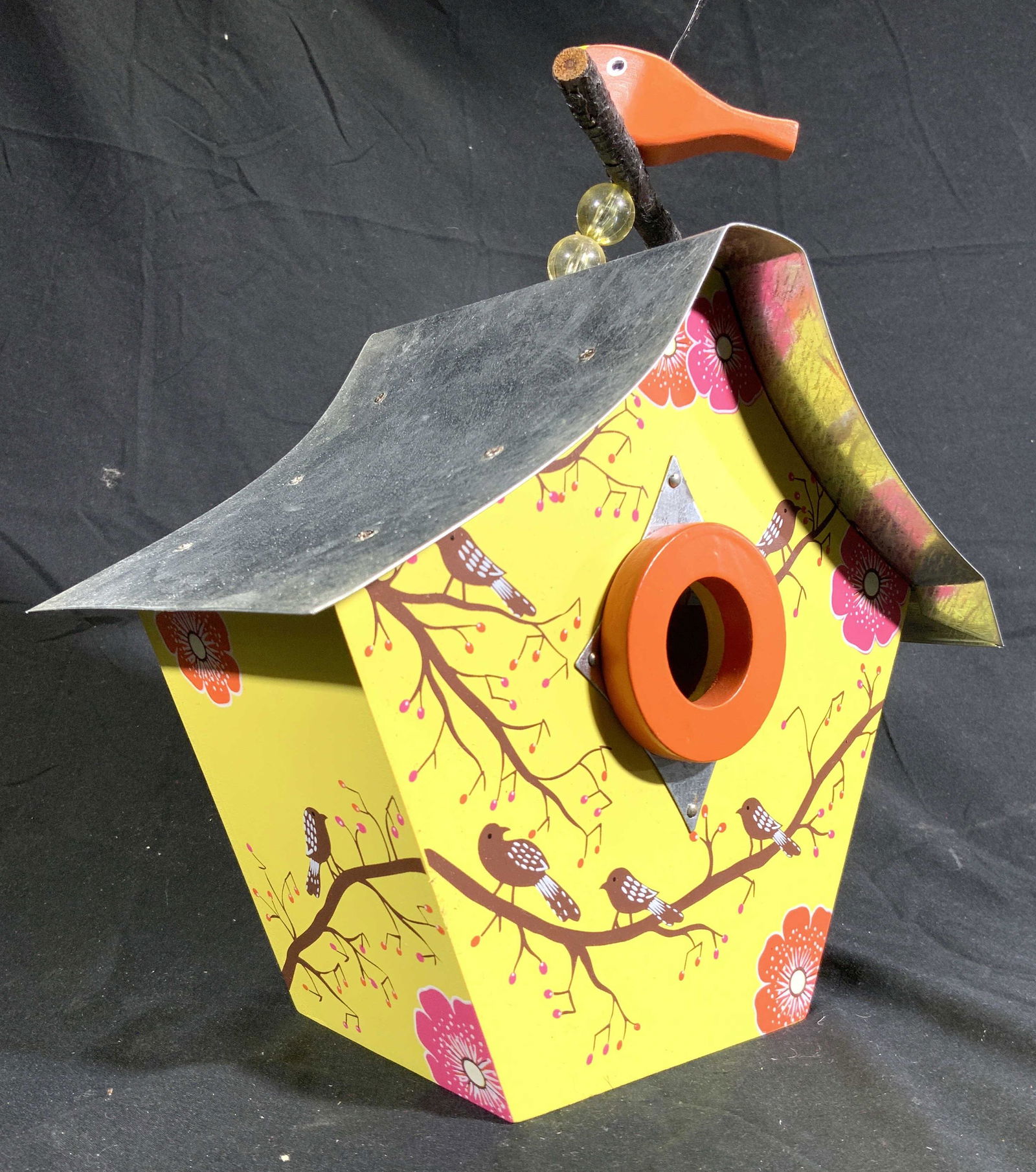 Hand Painted Wood Birdhouse W Metal Roof (1 of 8)