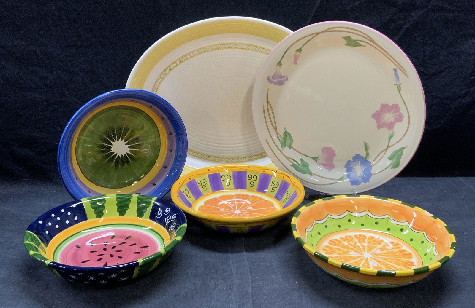 Lot 6 MILSON & LOUIS Ceramic Fruit Bowls, More (1 of 10)