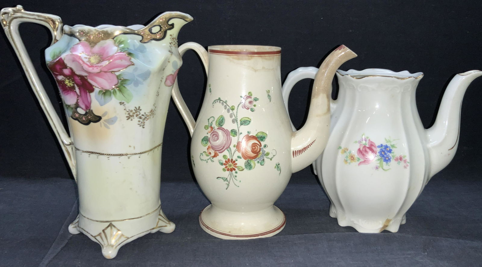 3 Vintage Porcelain Coffee Pots (1 of 12)